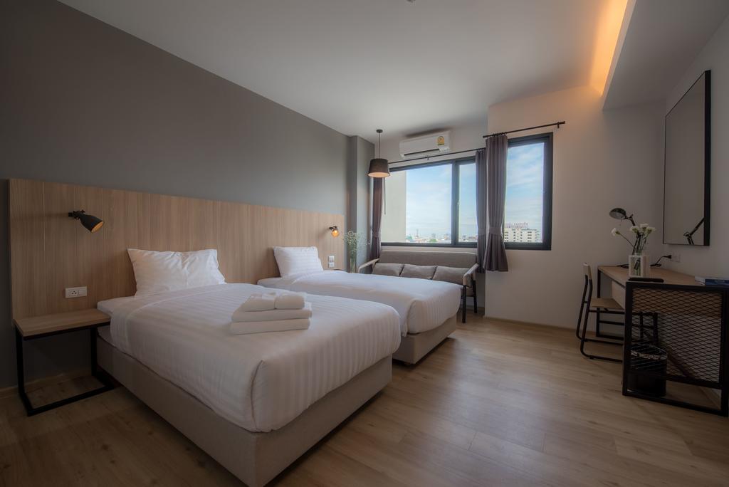 Double or Twin Standard