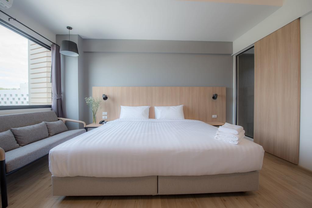 Double or Twin Standard