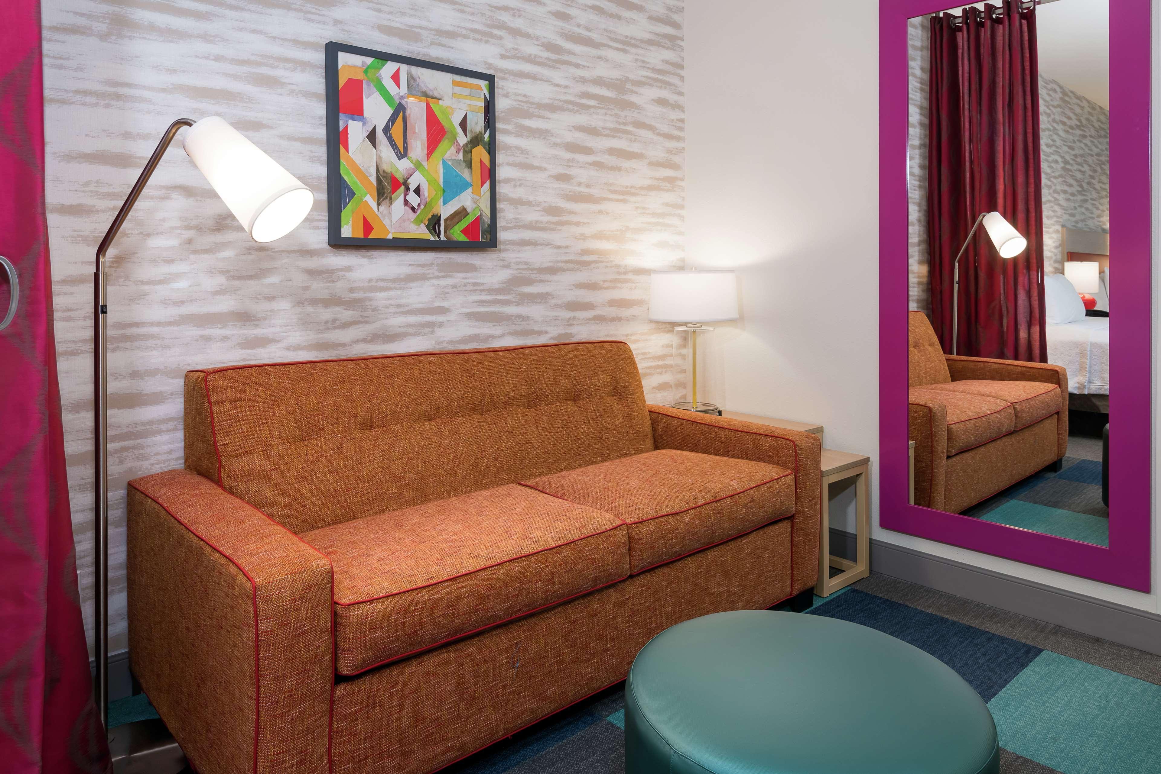 Studio Two Queen Beds