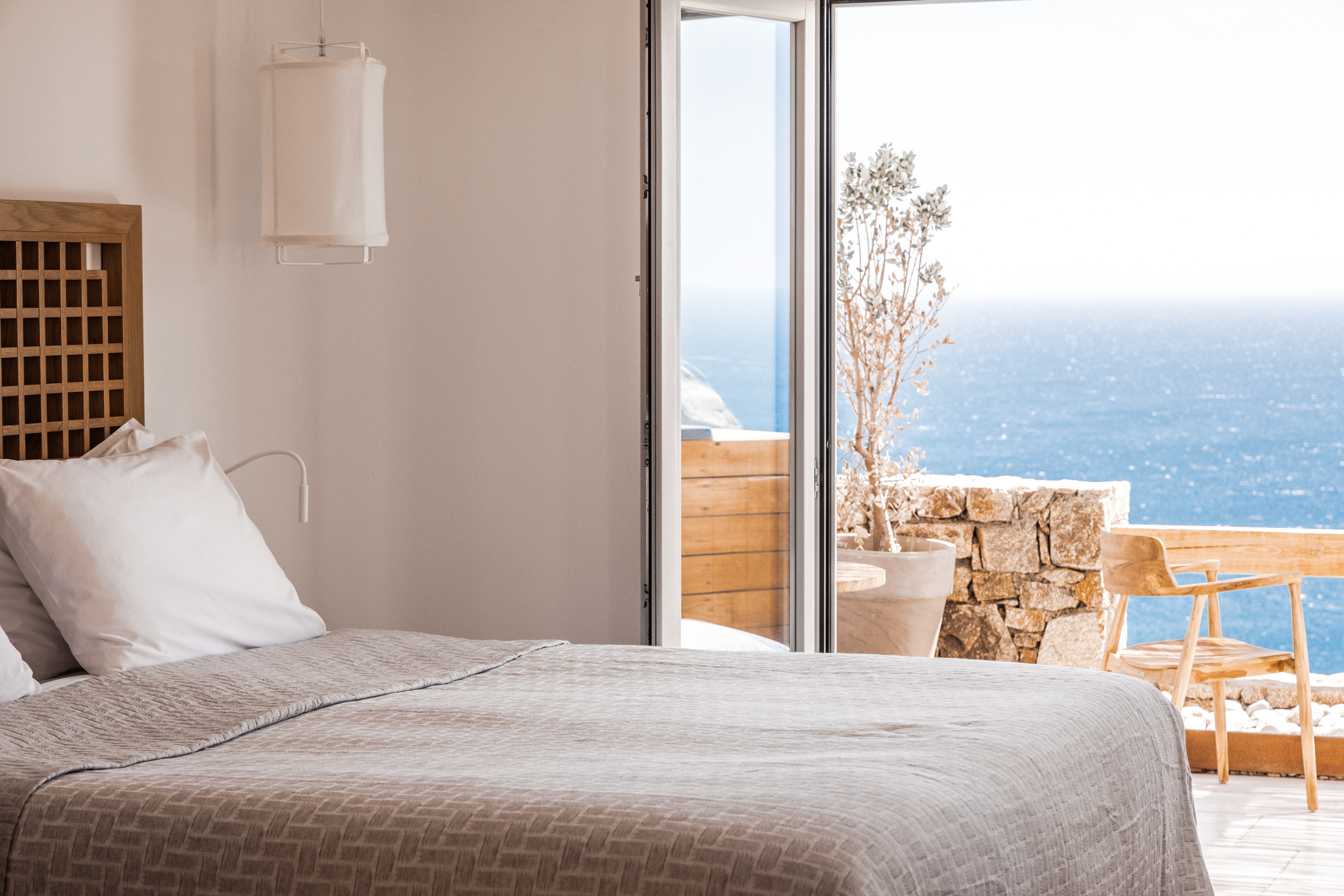 Suite King Bed with Jacuzzi