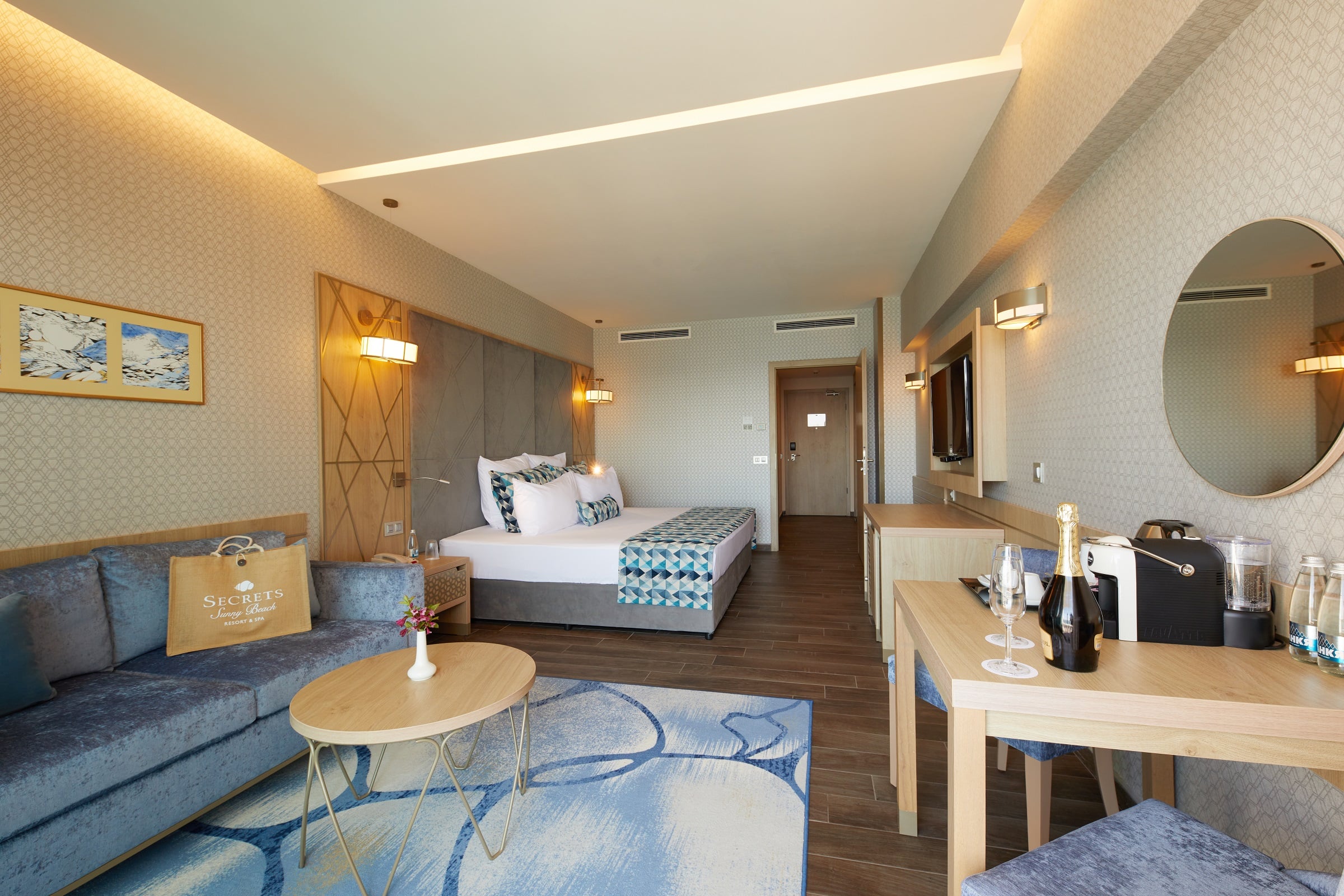 Double or Twin Deluxe Sea Front