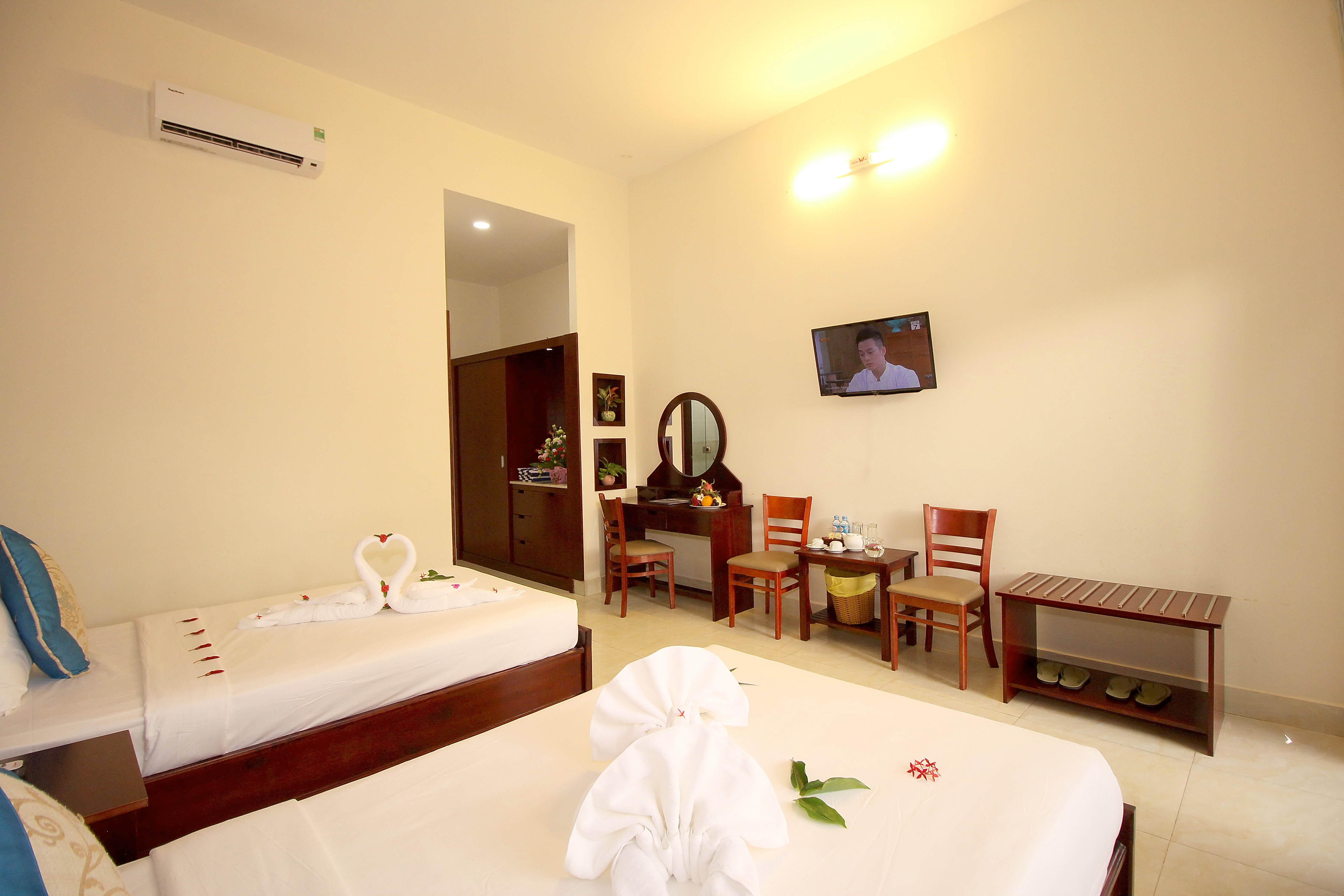 Double or Twin Deluxe Garden View