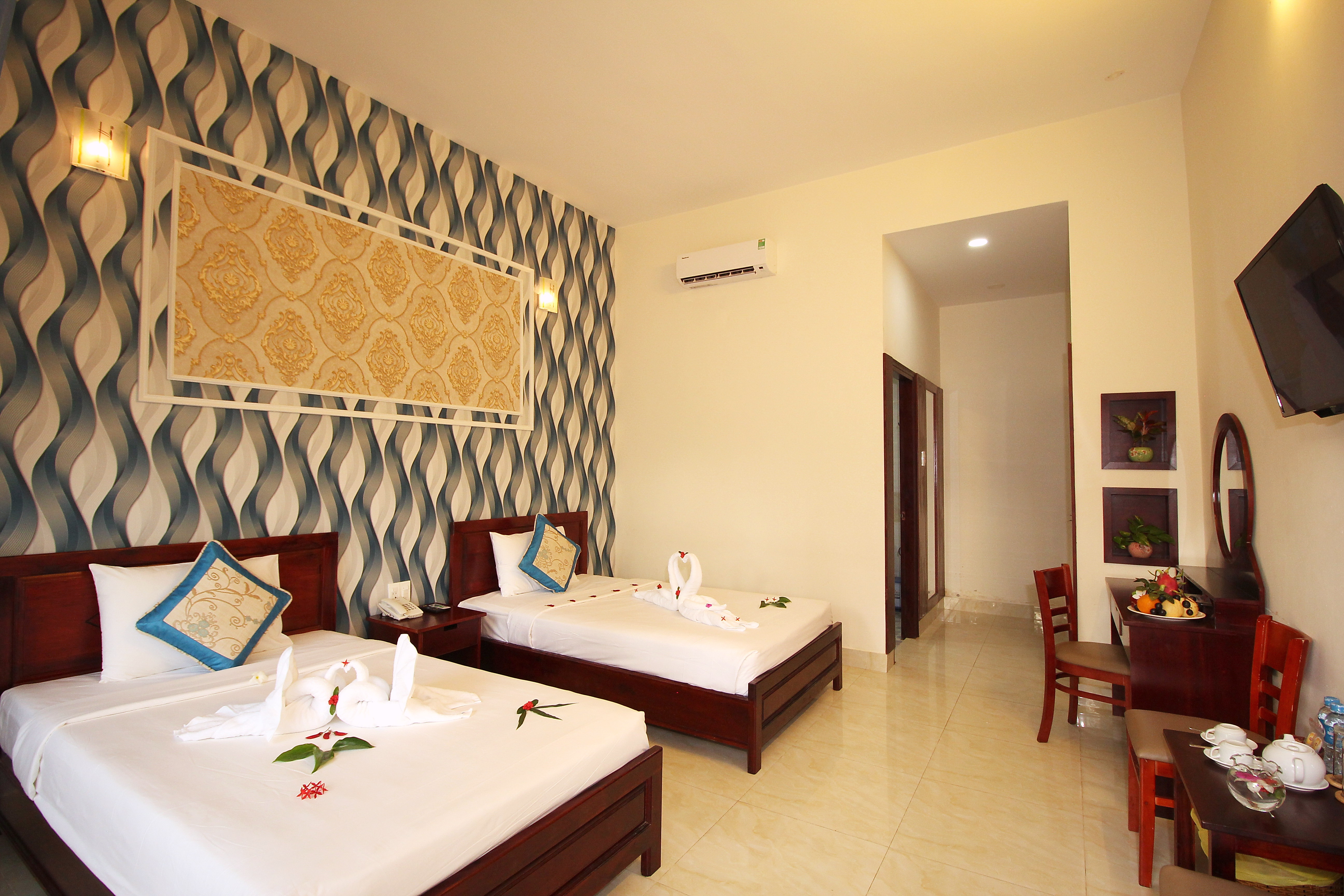 Double or Twin Deluxe Garden View