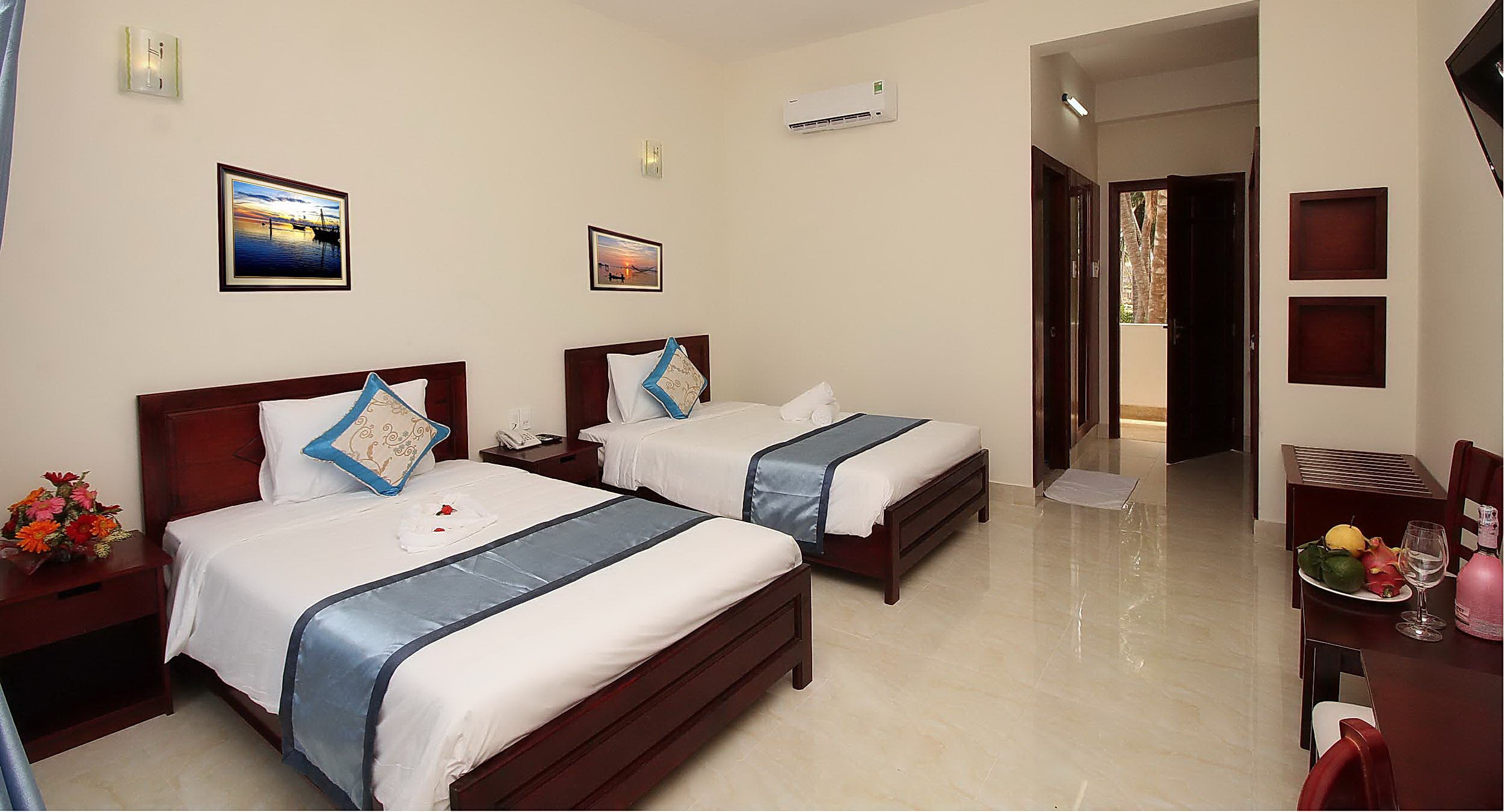 Double or Twin Deluxe Garden View