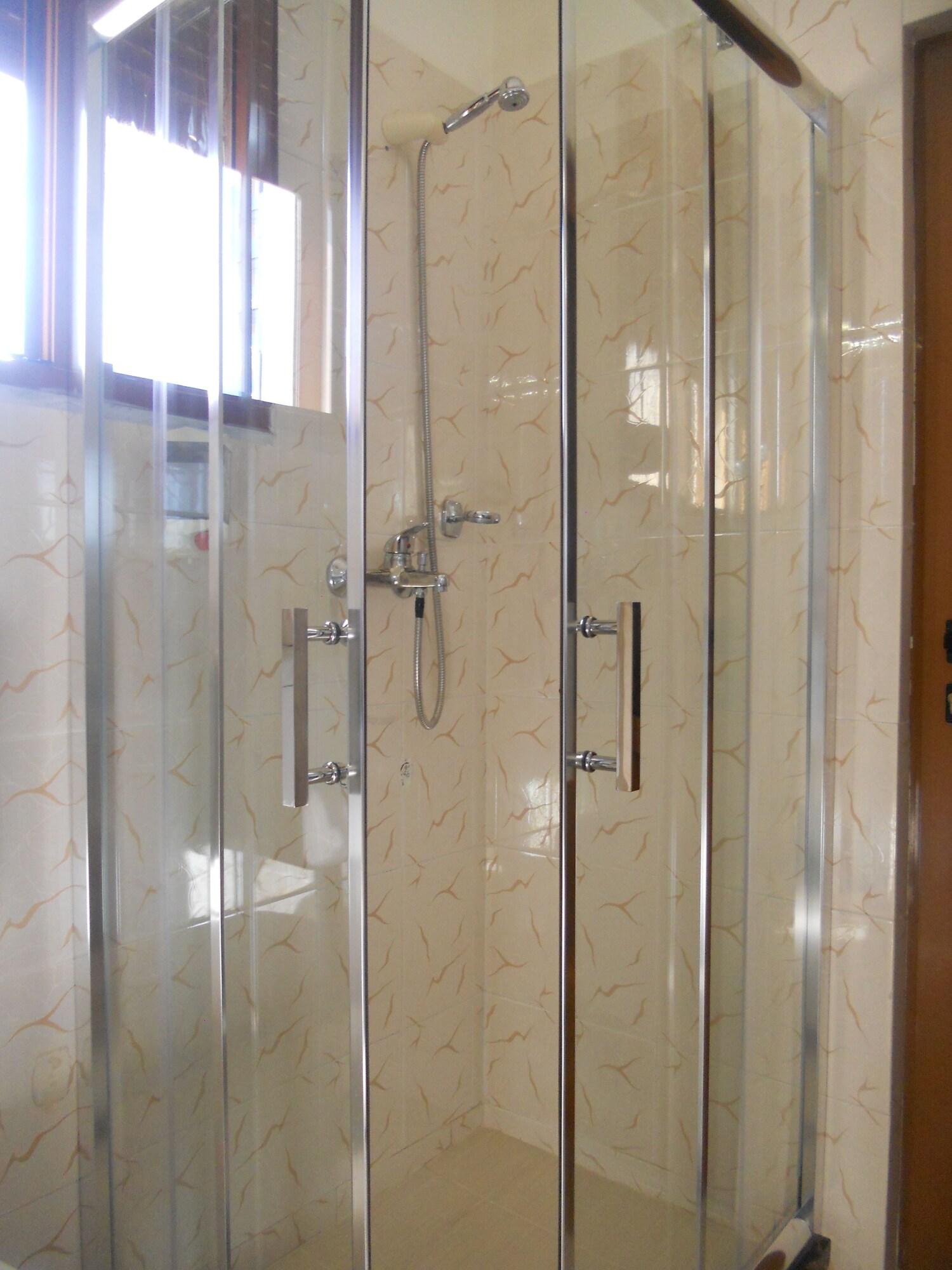 Double Queen Size Bed