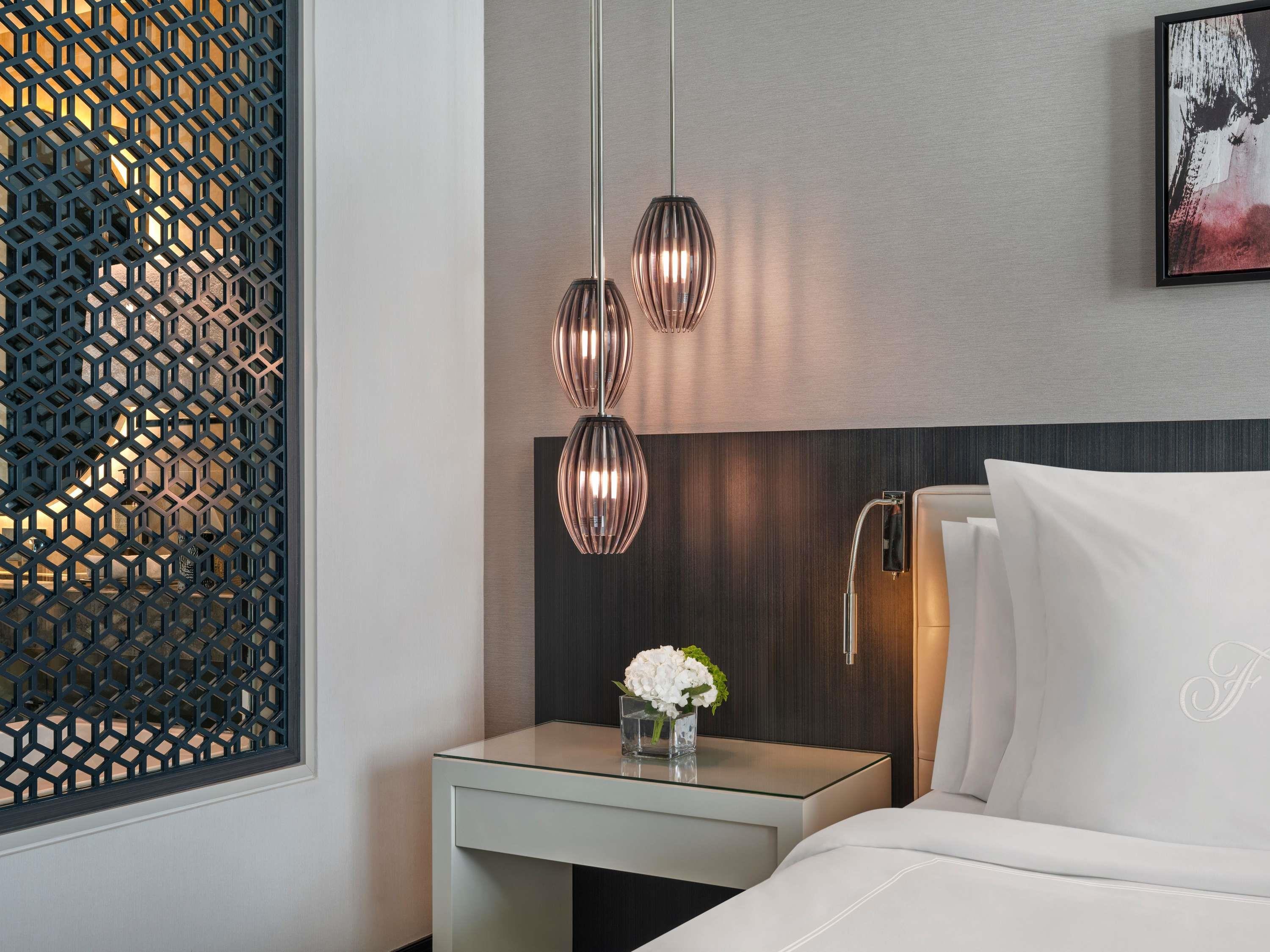 Double Deluxe King Bed