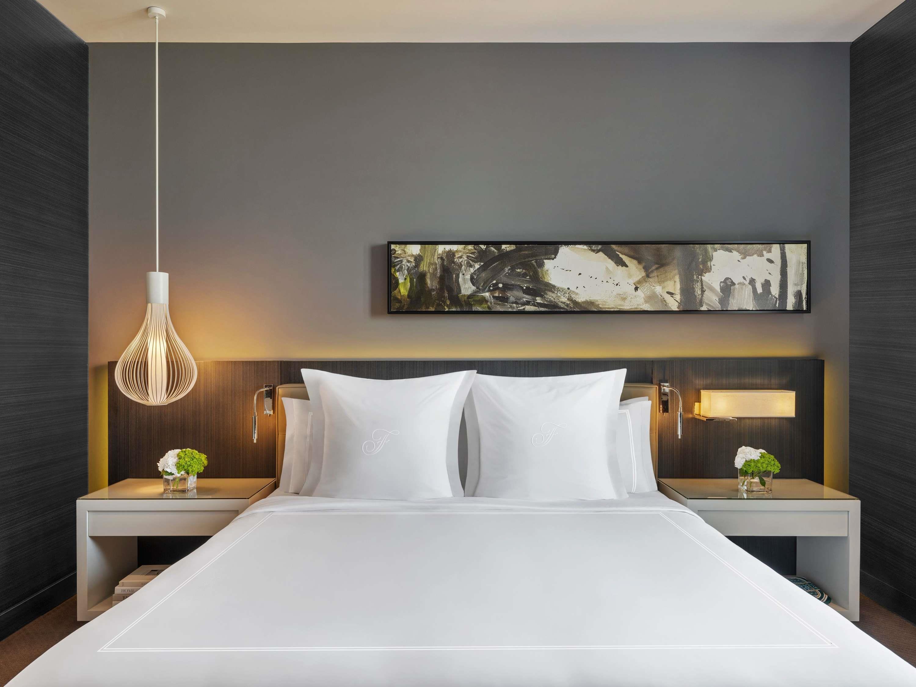 Double Deluxe King Bed