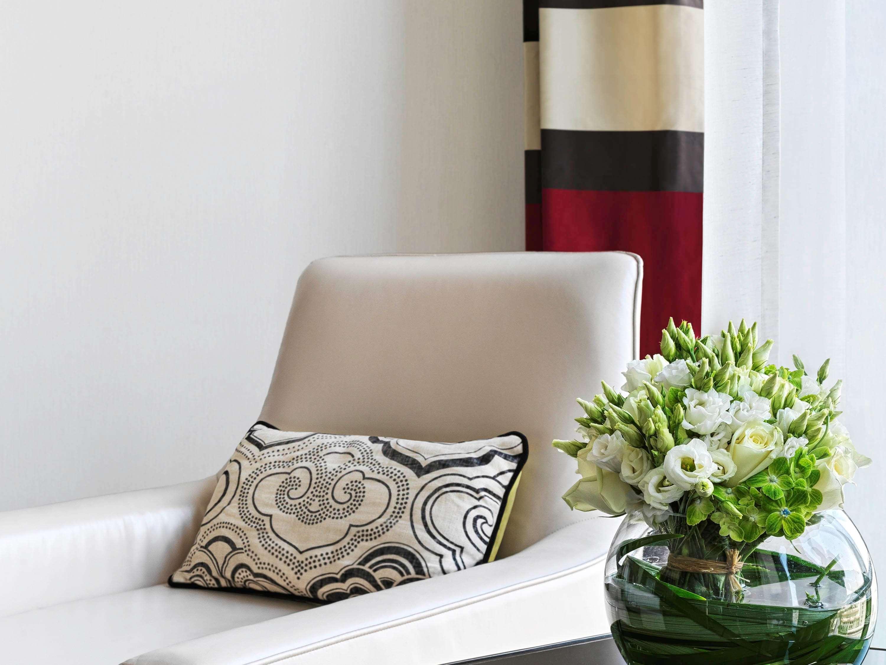 Junior Suite King Size Bed