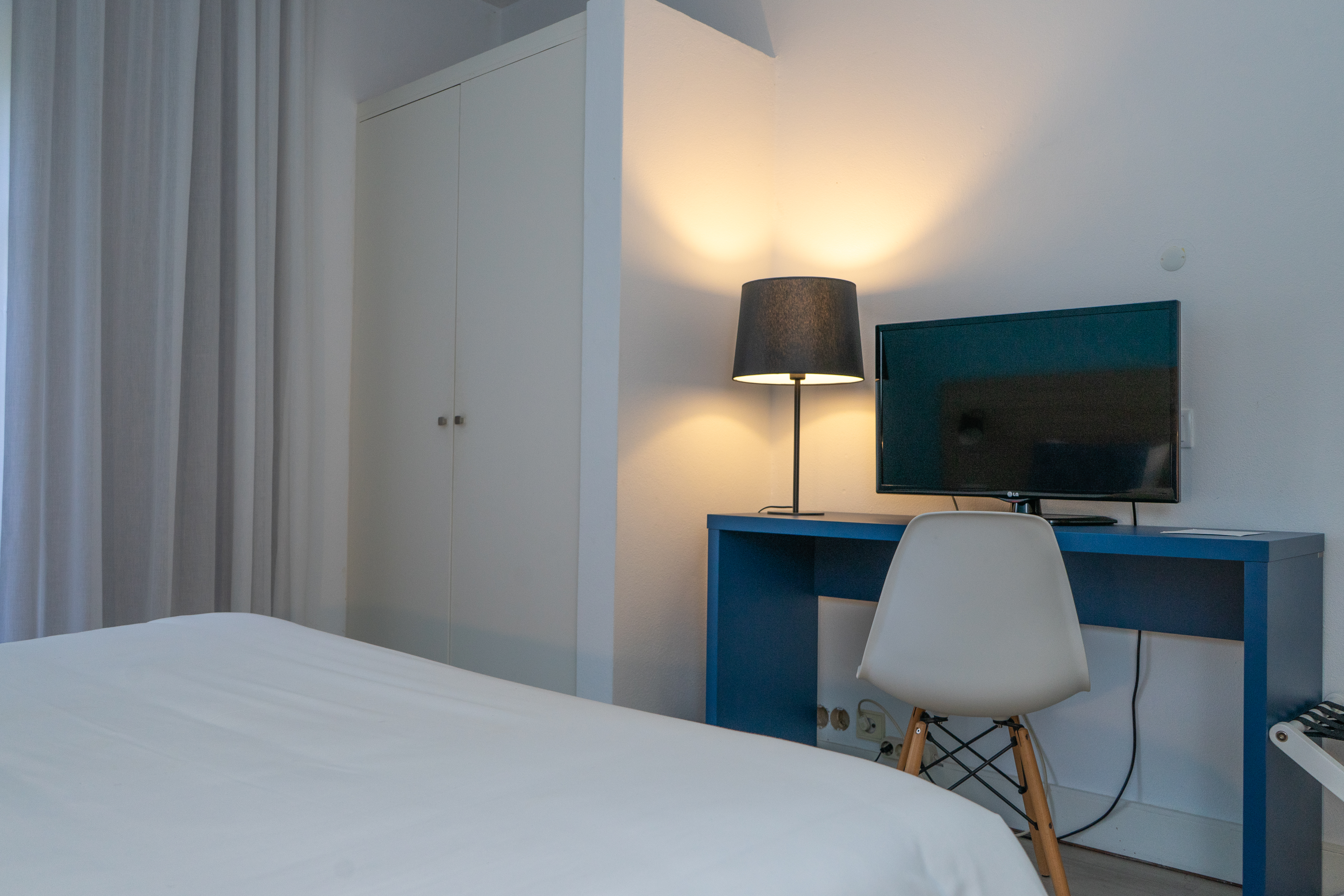 Double or Twin Standard