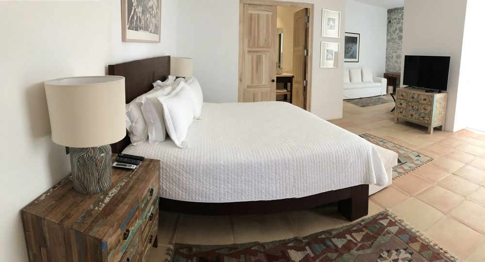 Suite King Bed One Bedroom 