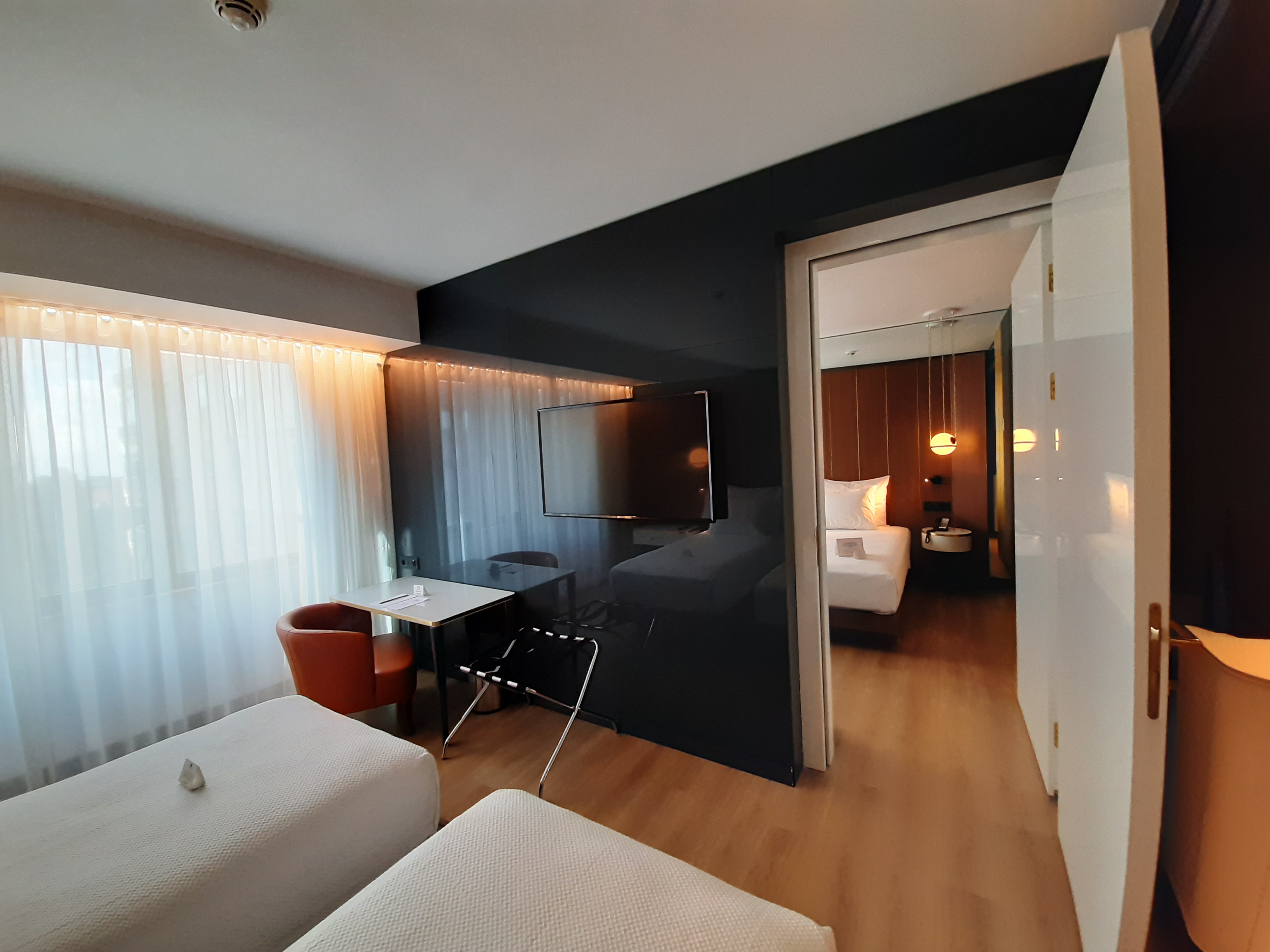 Family Room Connecting Room