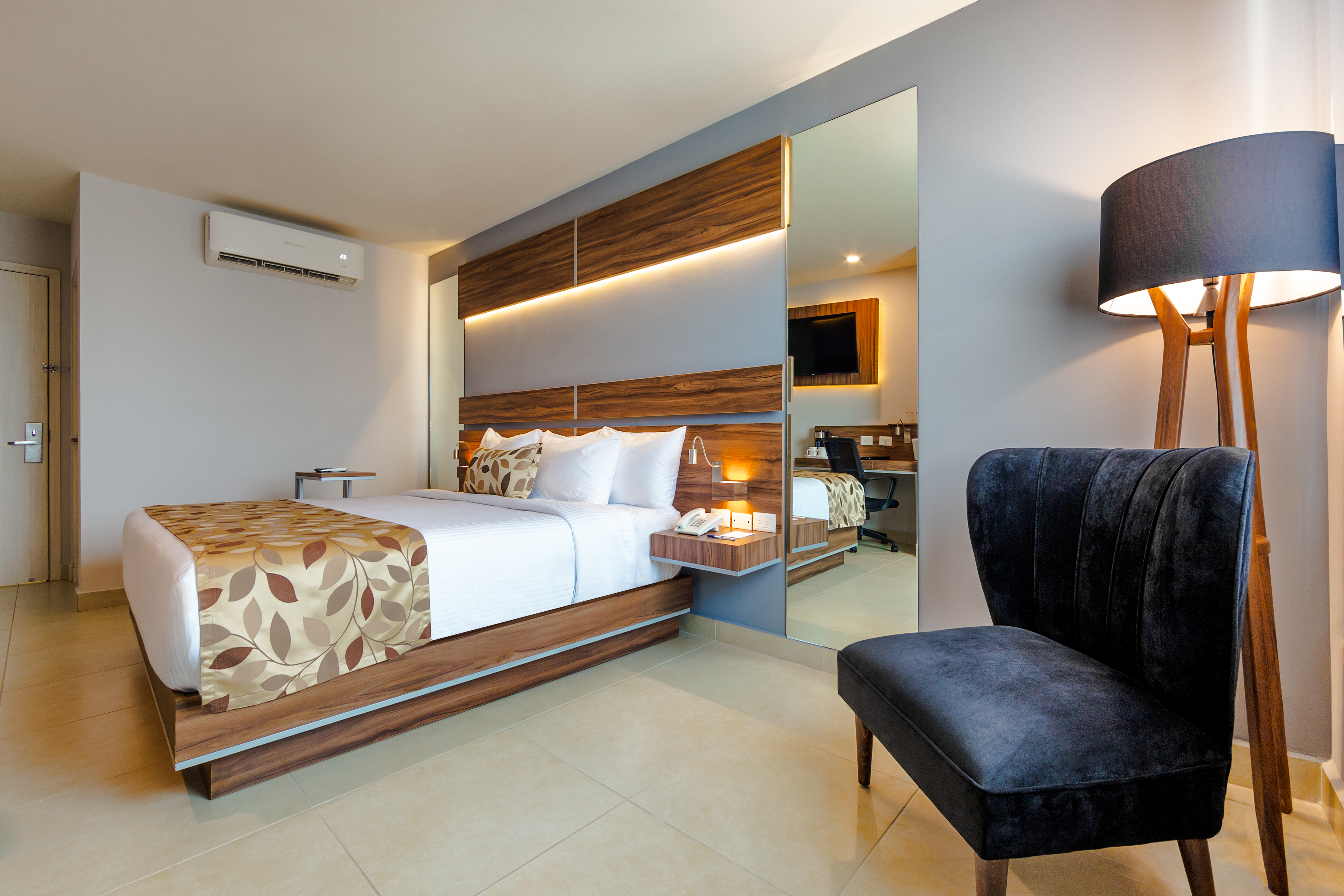 Single Queen Size Bed