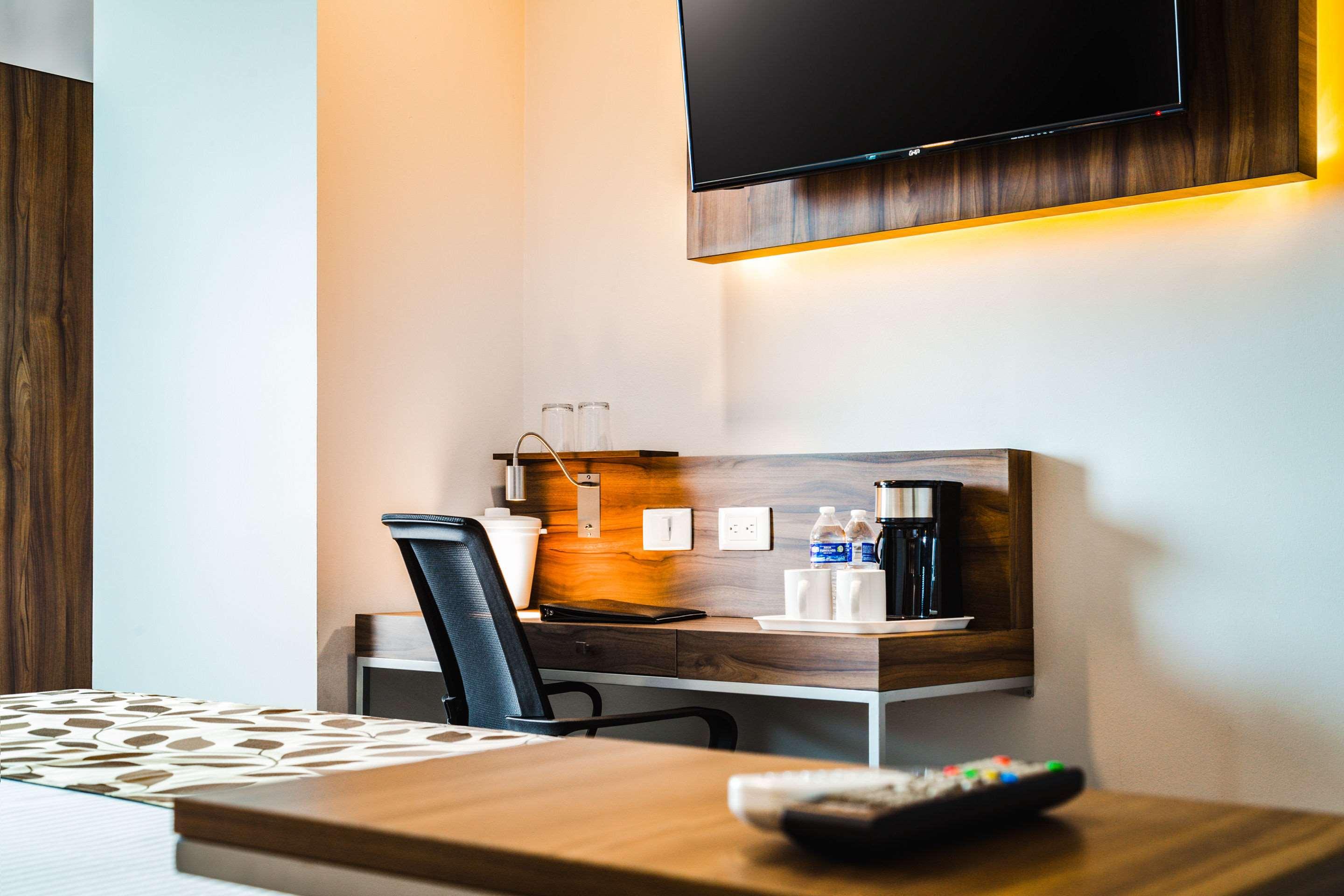 Double Queen Size Bed