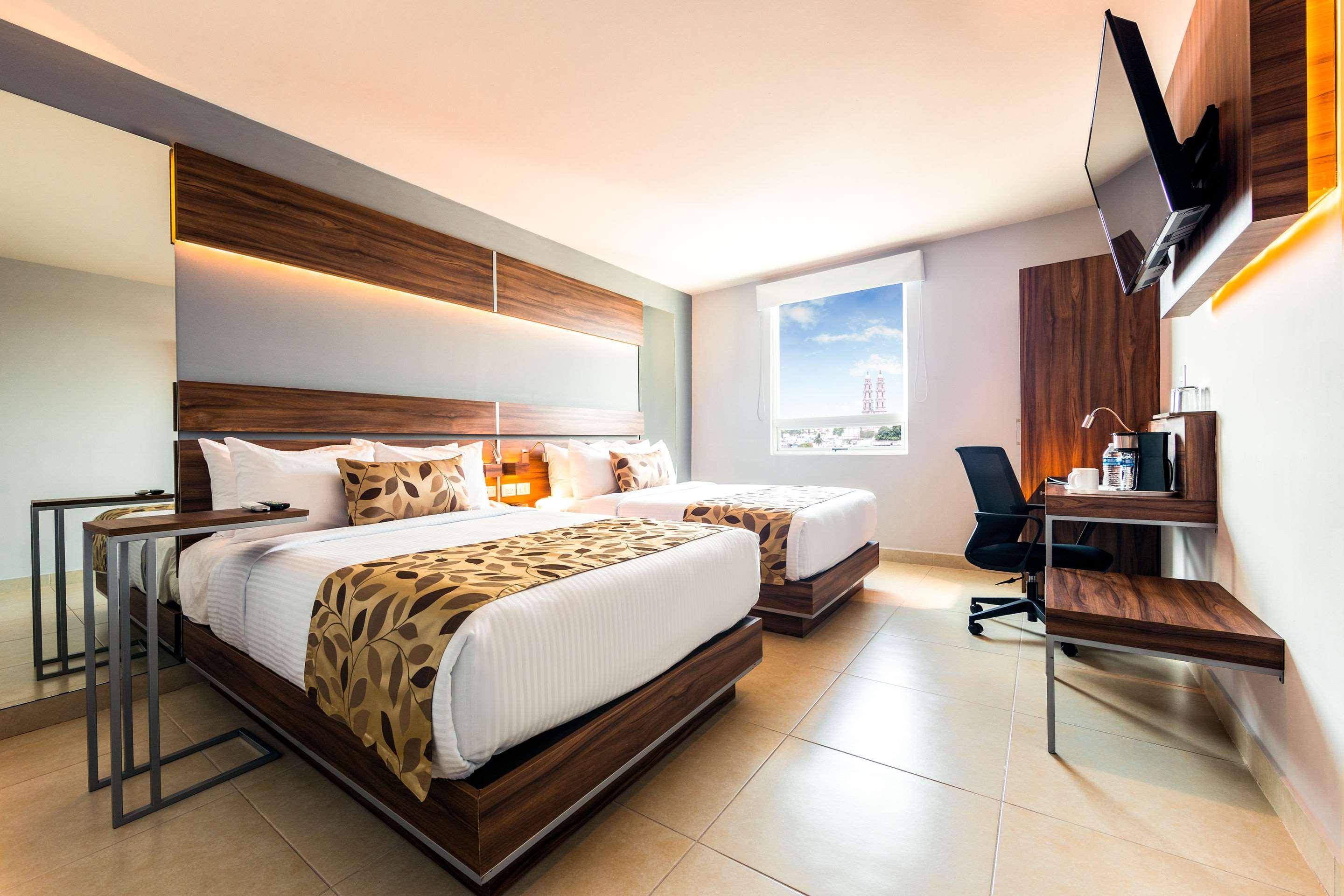 Double Two Double Beds Non Smoking