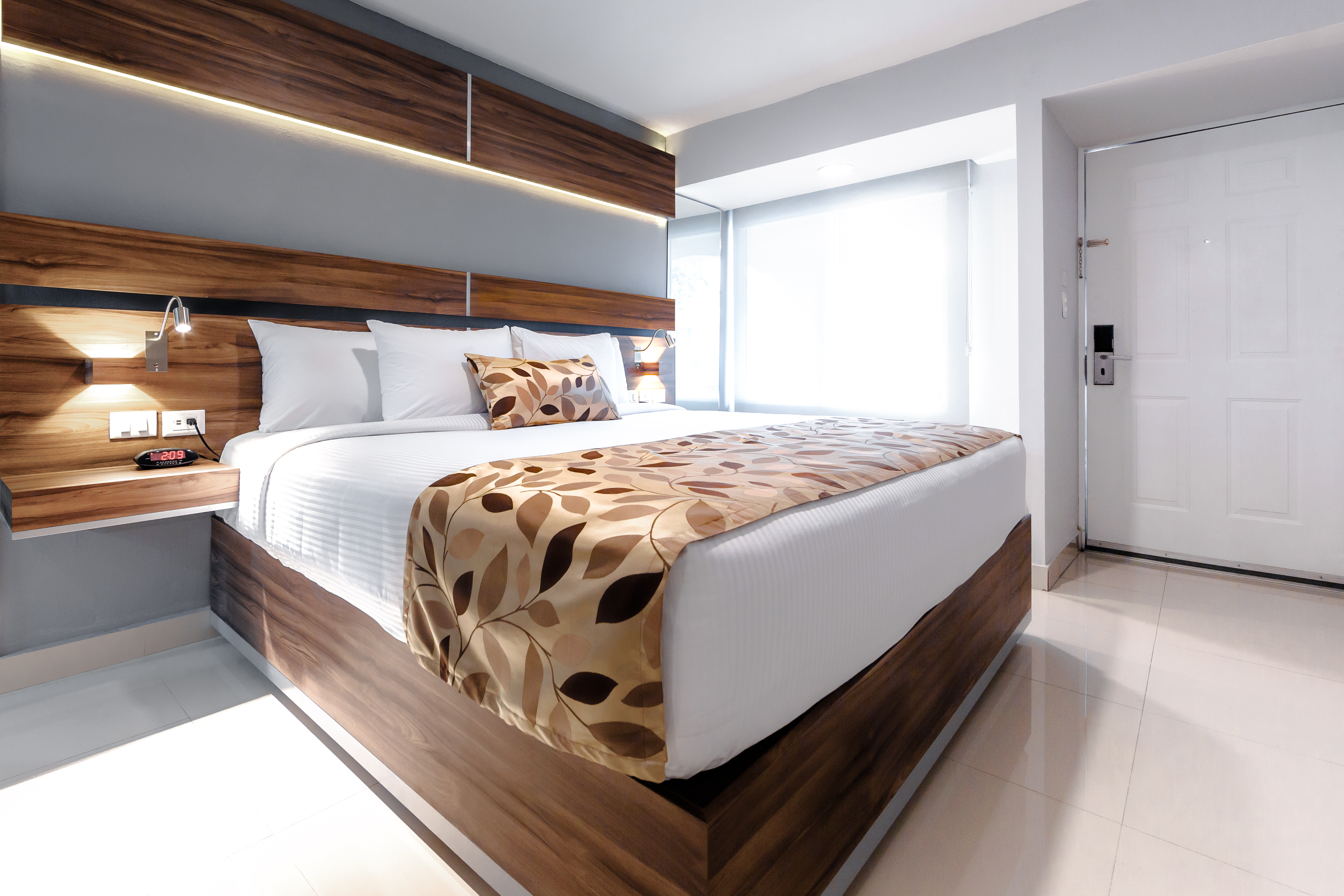 Single Queen Size Bed