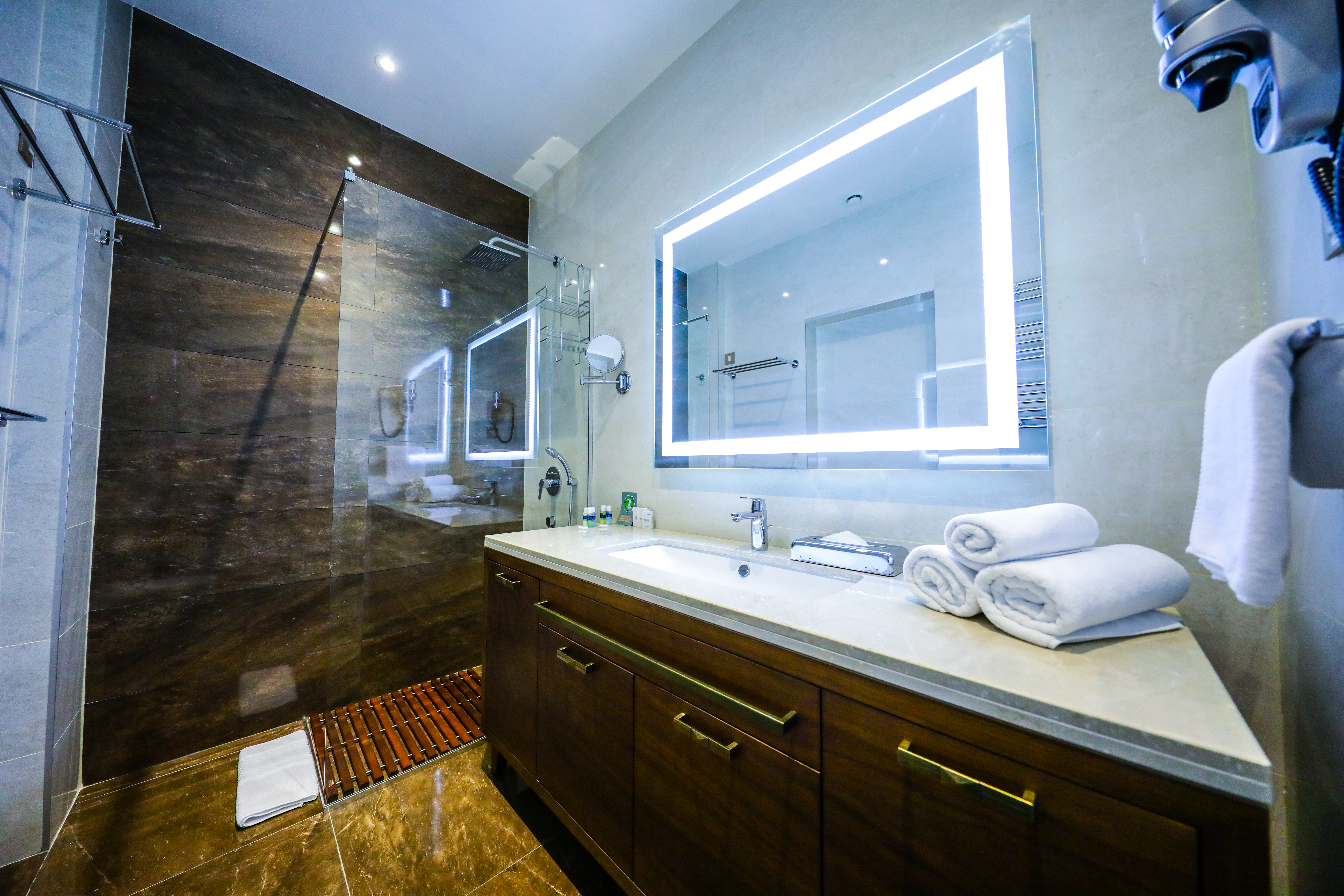 Family Room Superior