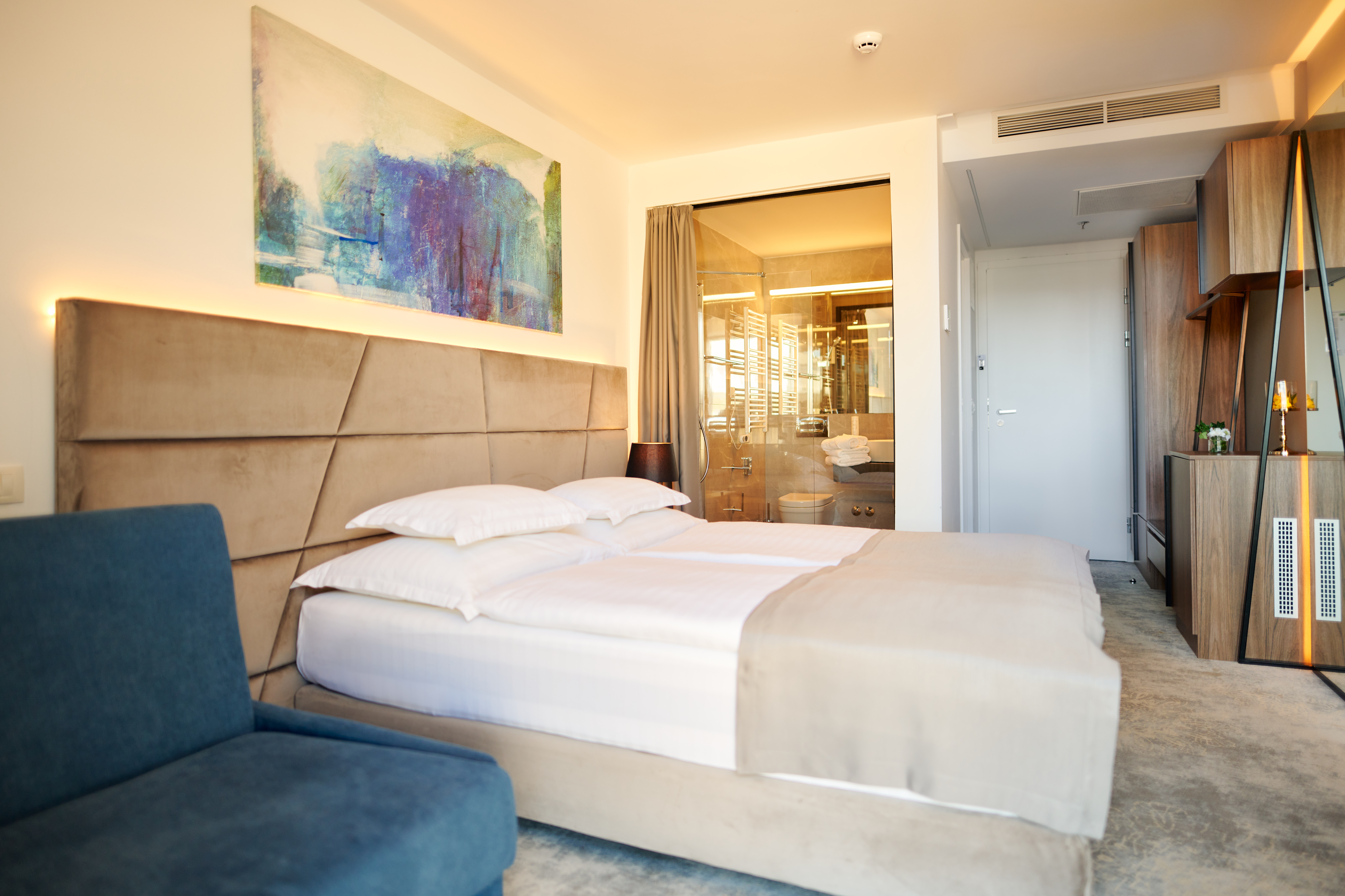 Double or Twin Superior