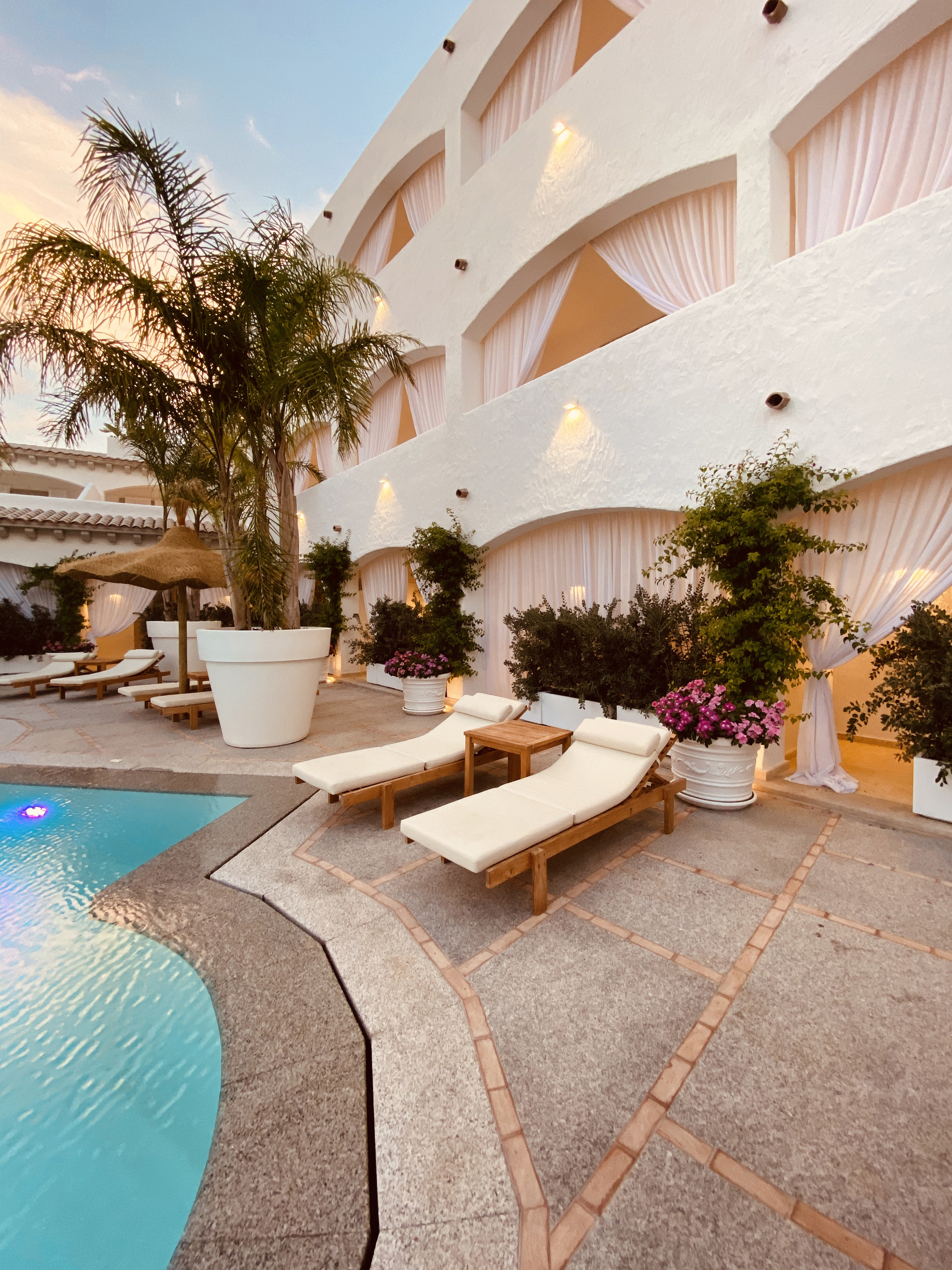 Double Superior Pool View