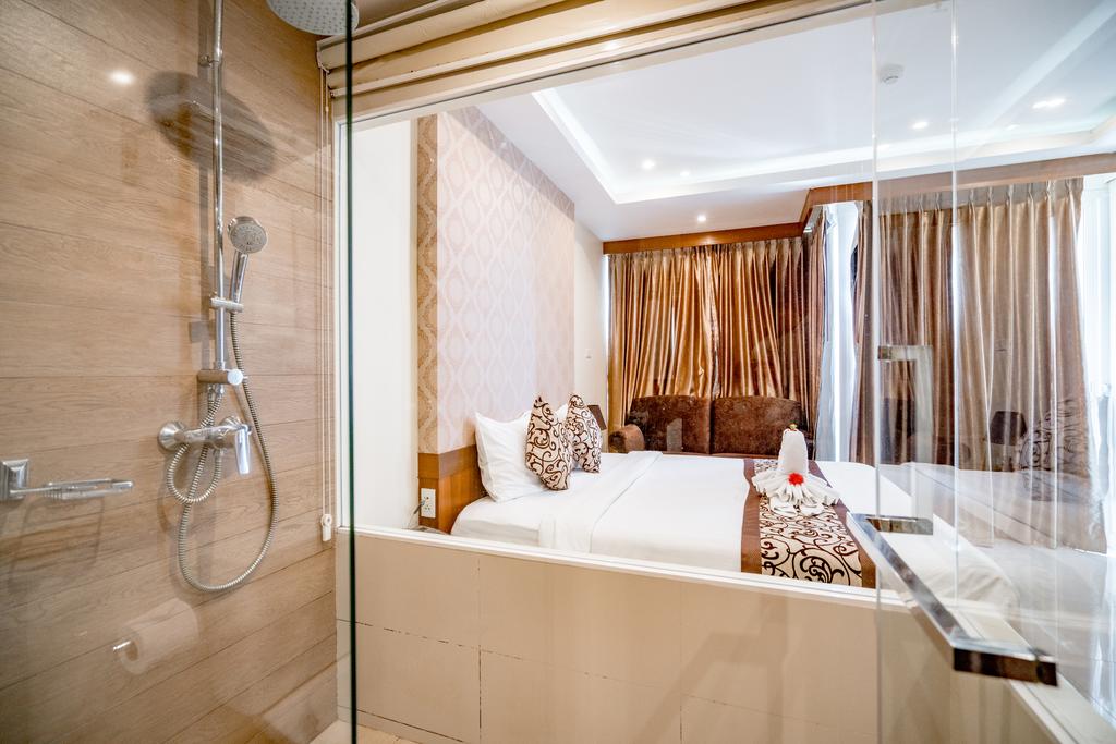 Double or Twin Superior