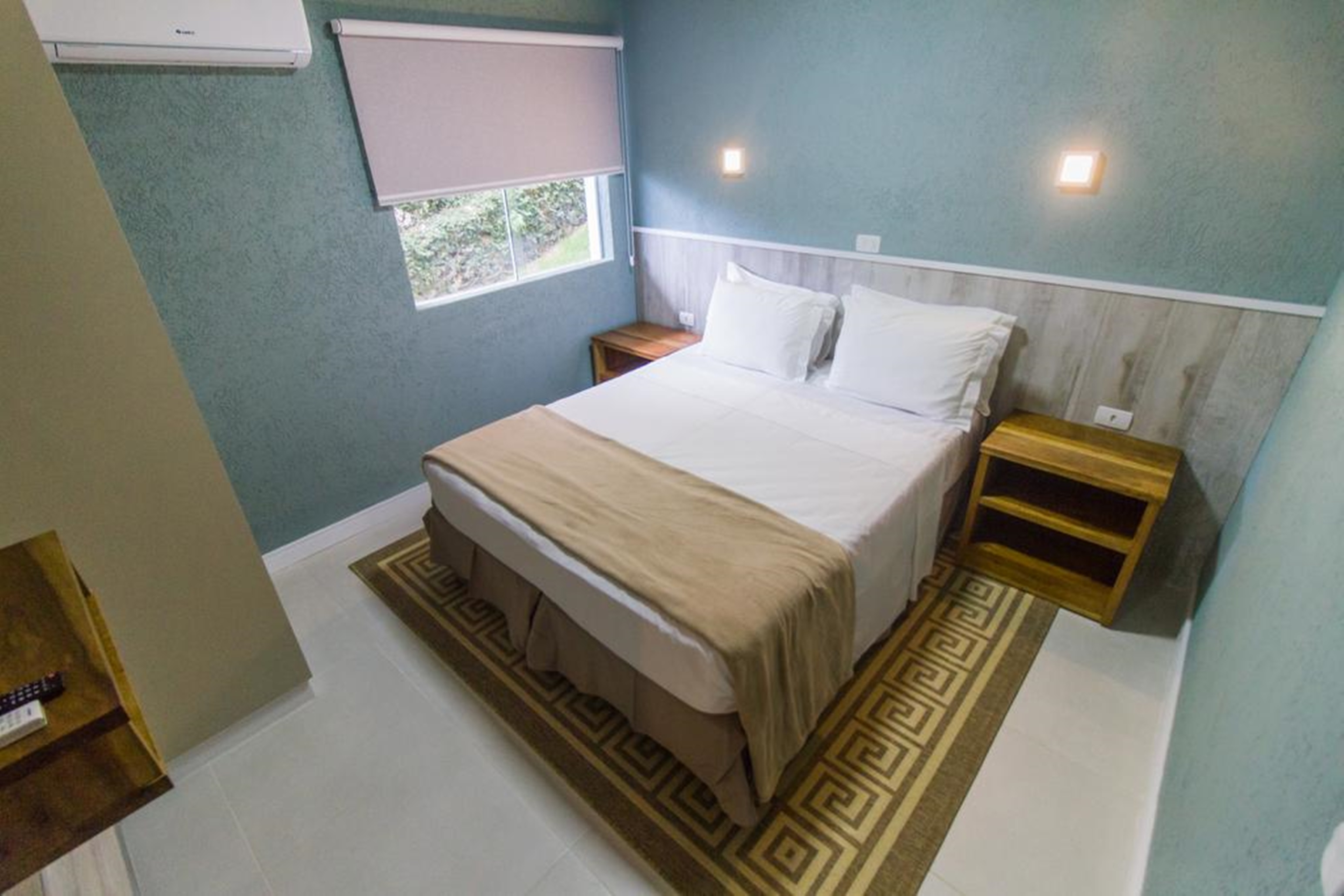 Family Room Capacity 2