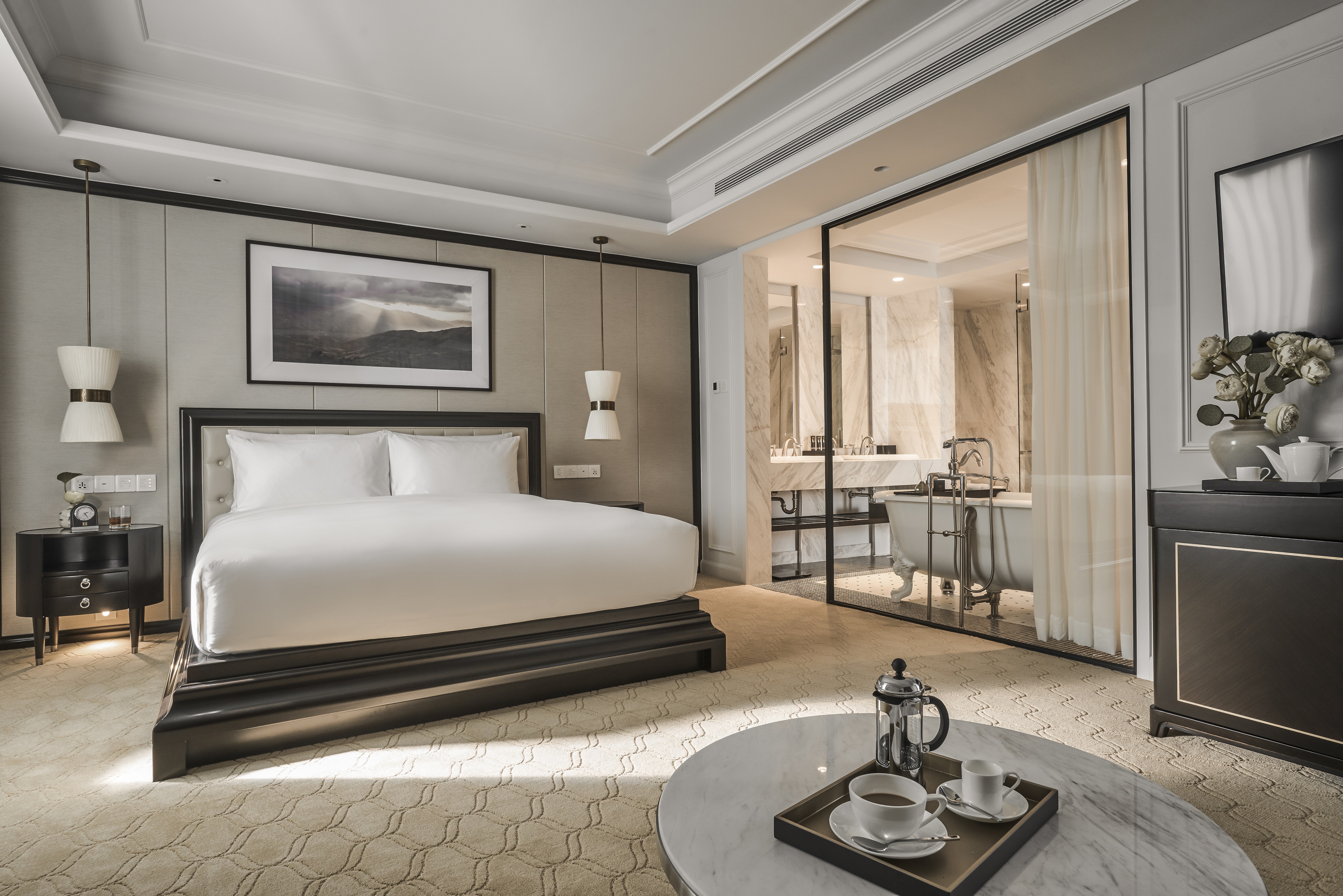 Junior Suite King Size Bed