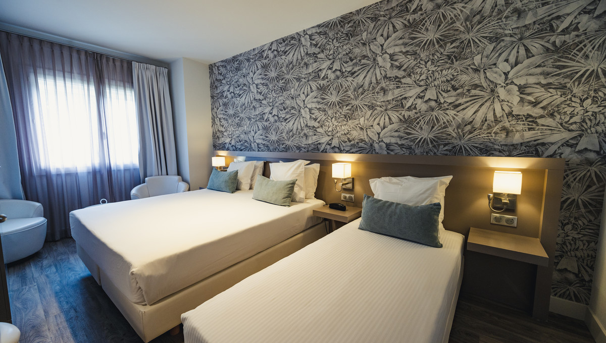 Triple Classic Land View