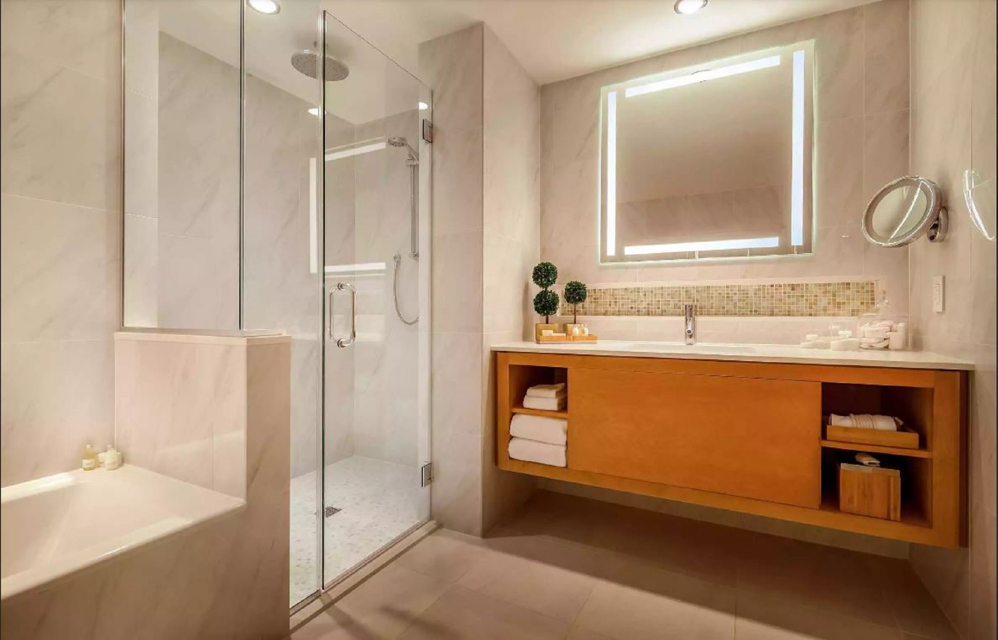 Junior Suite King Size Bed