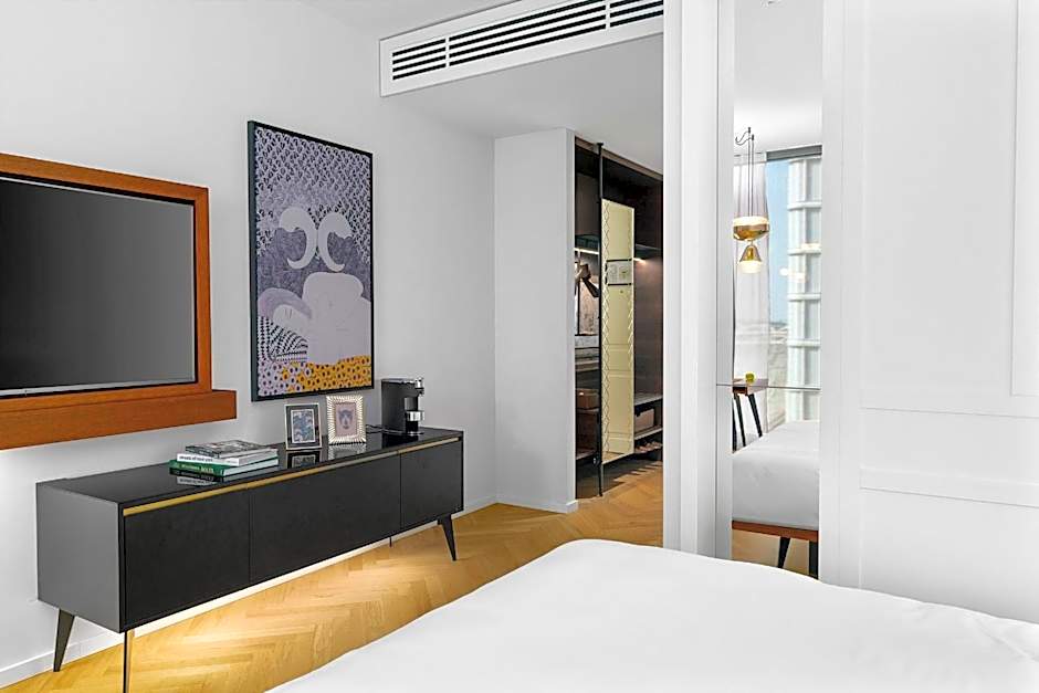 Suite Three Bedrooms