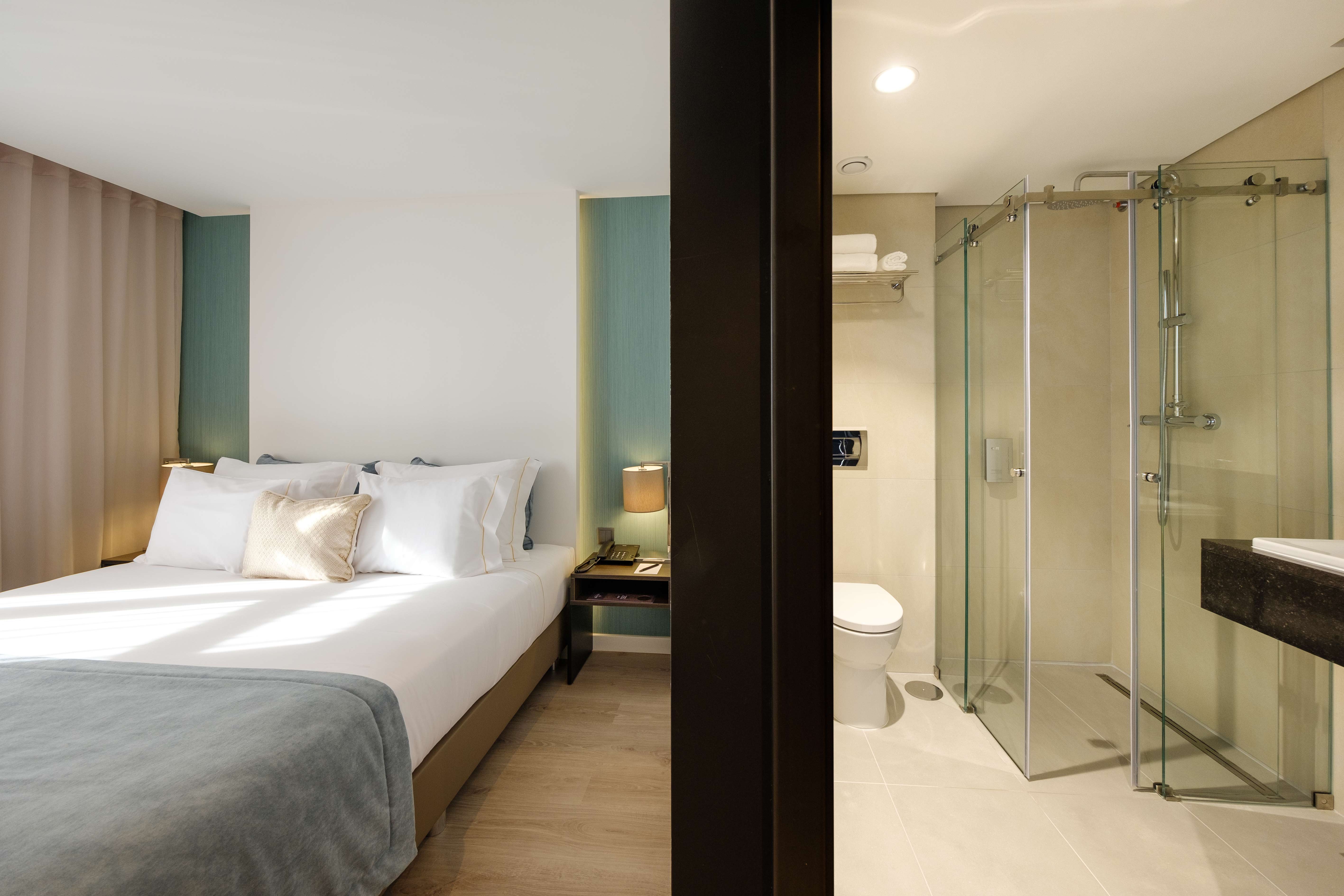 Double or Twin Standard