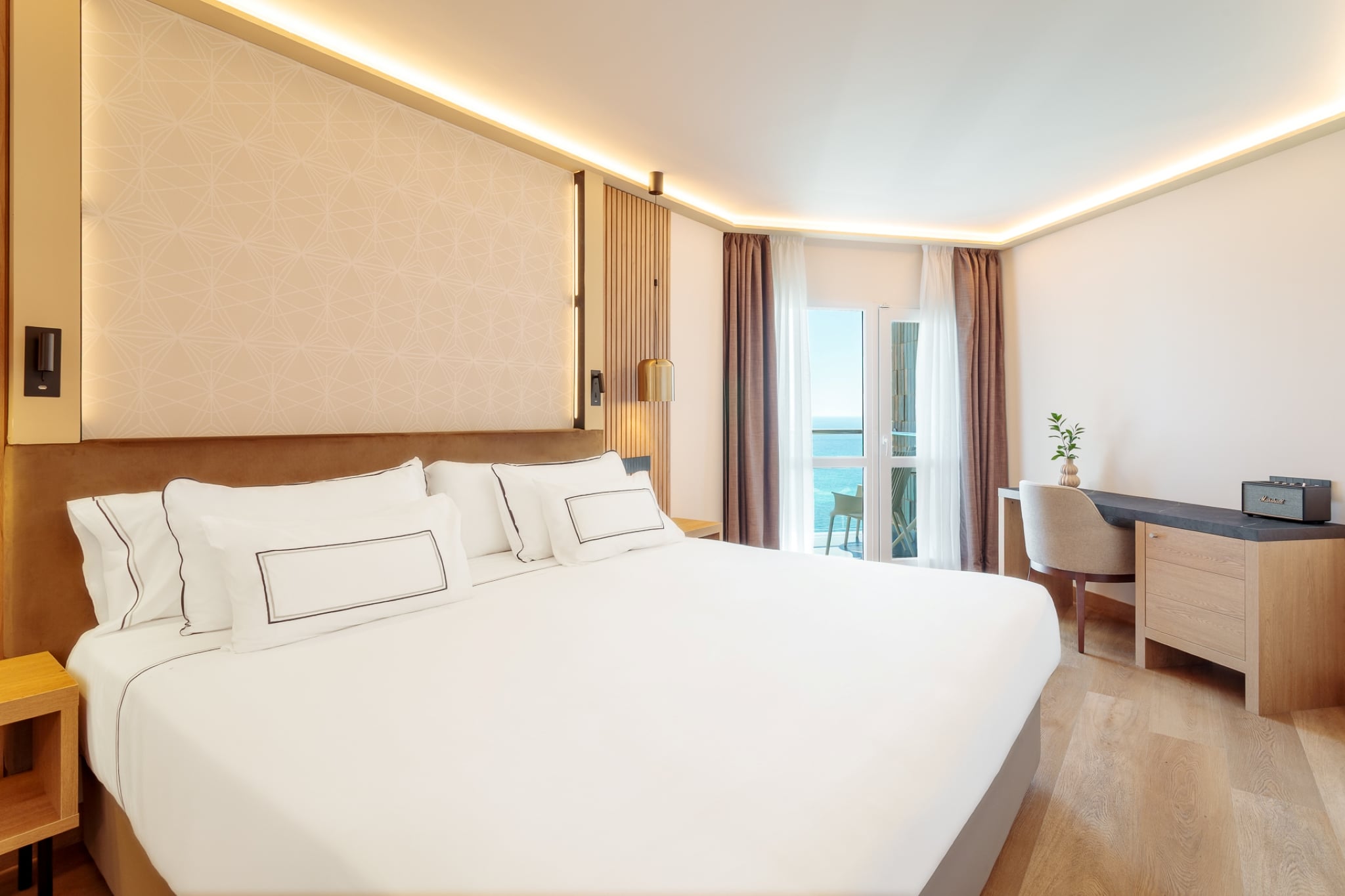 Double or Twin Premium Sea View