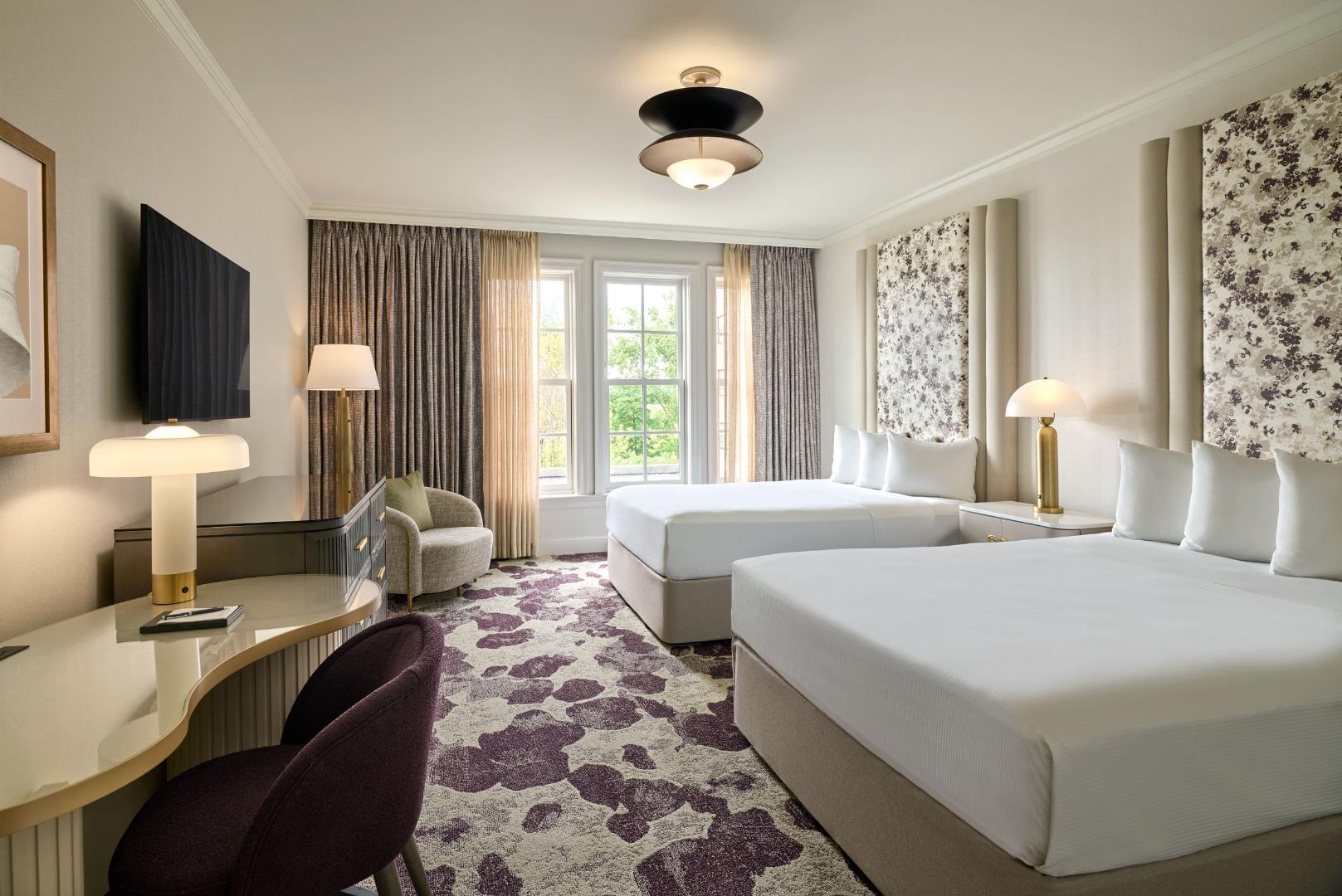 Double Executive Queen Bed