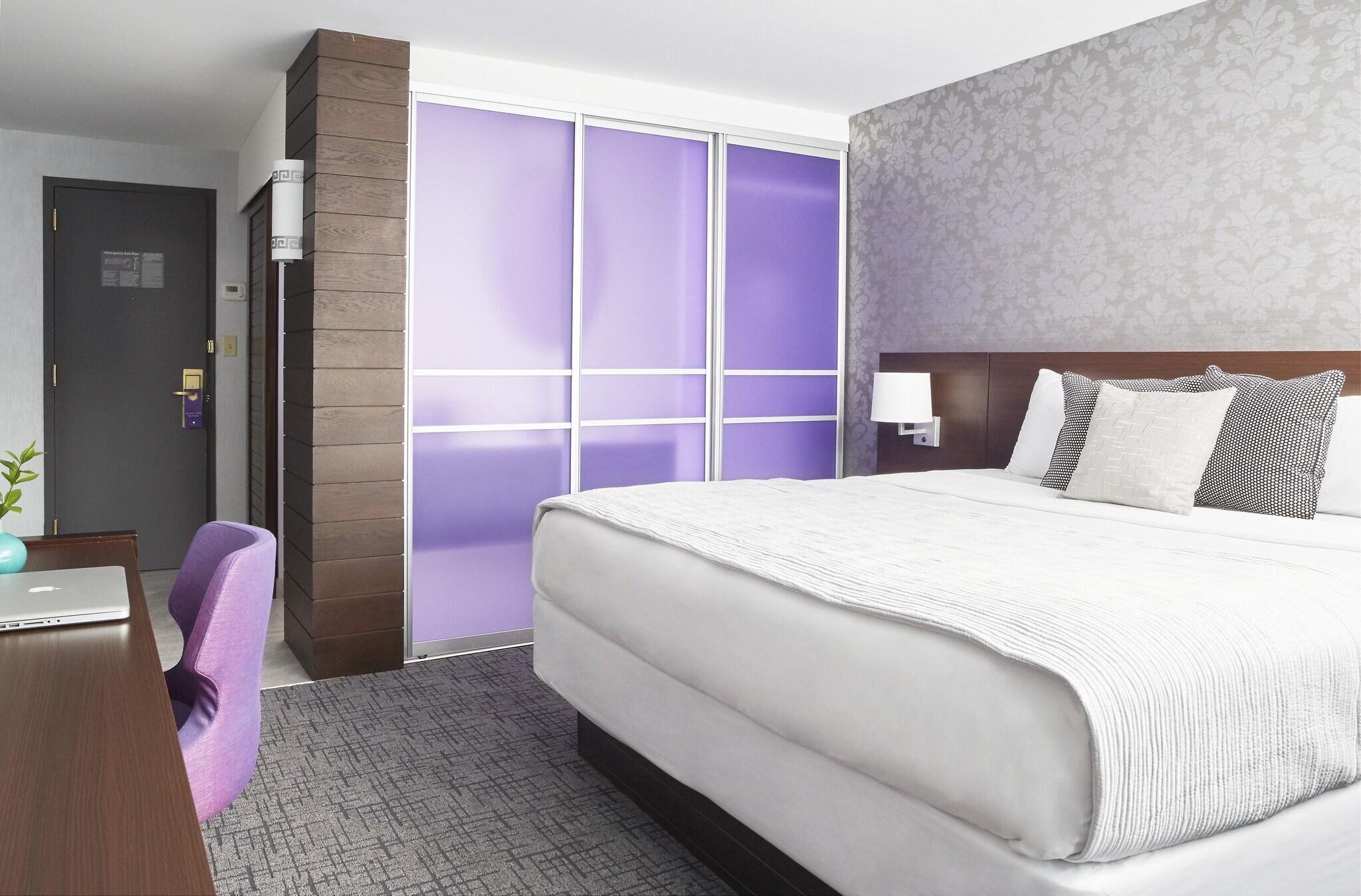 Double Queen Bed Non Smoking