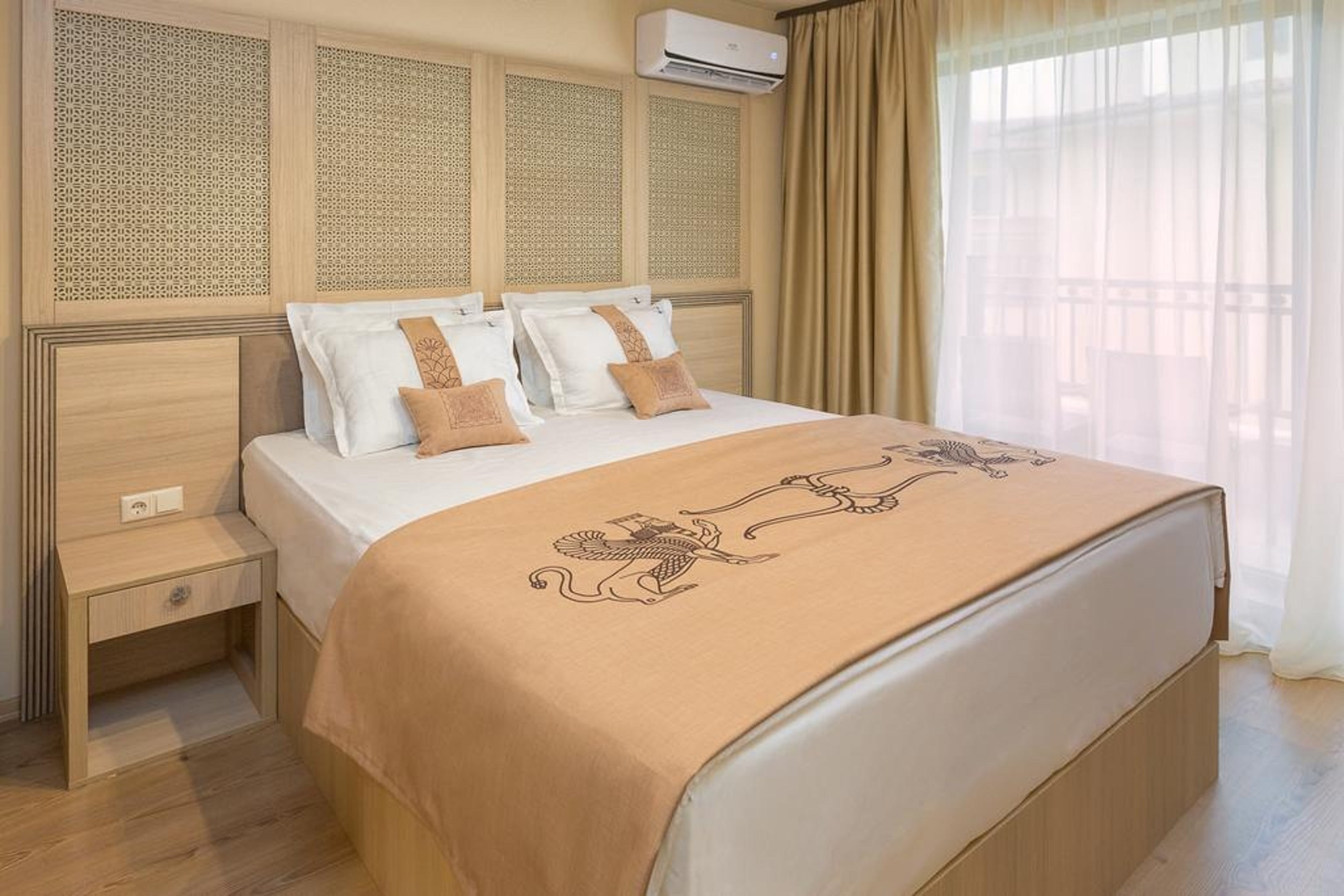 Apartment Pool View One Bedroom