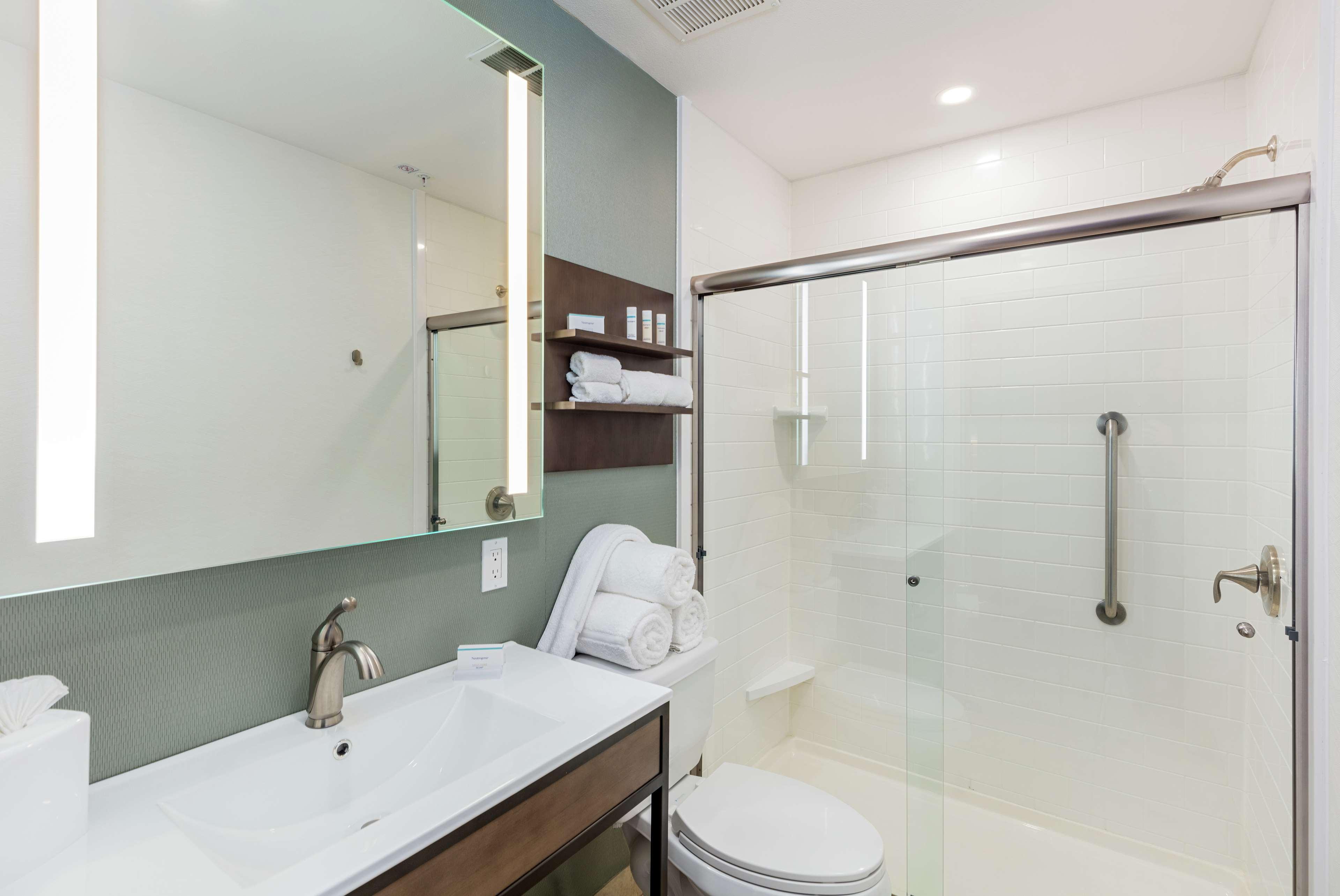 Junior Suite King Size Bed