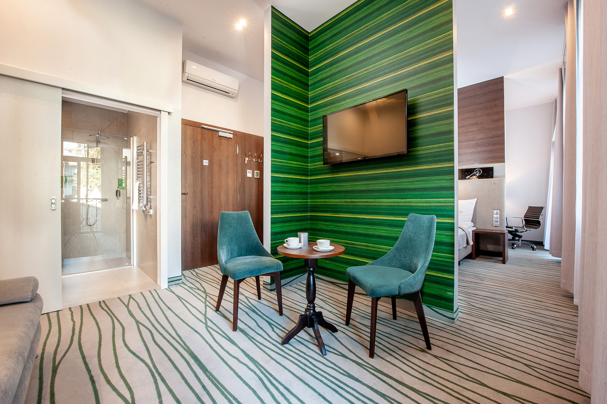 Double or Twin Deluxe