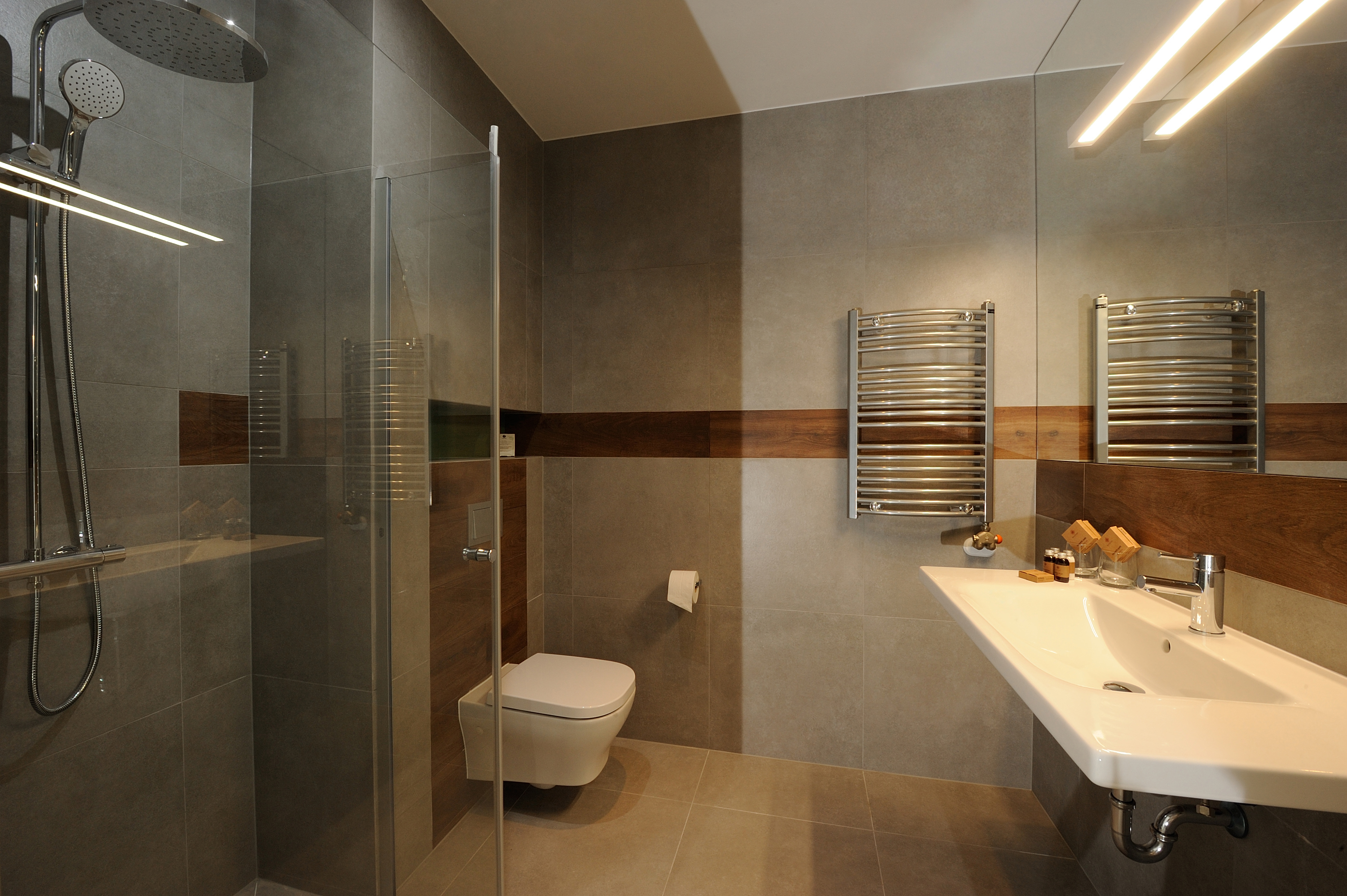 Double or Twin Standard