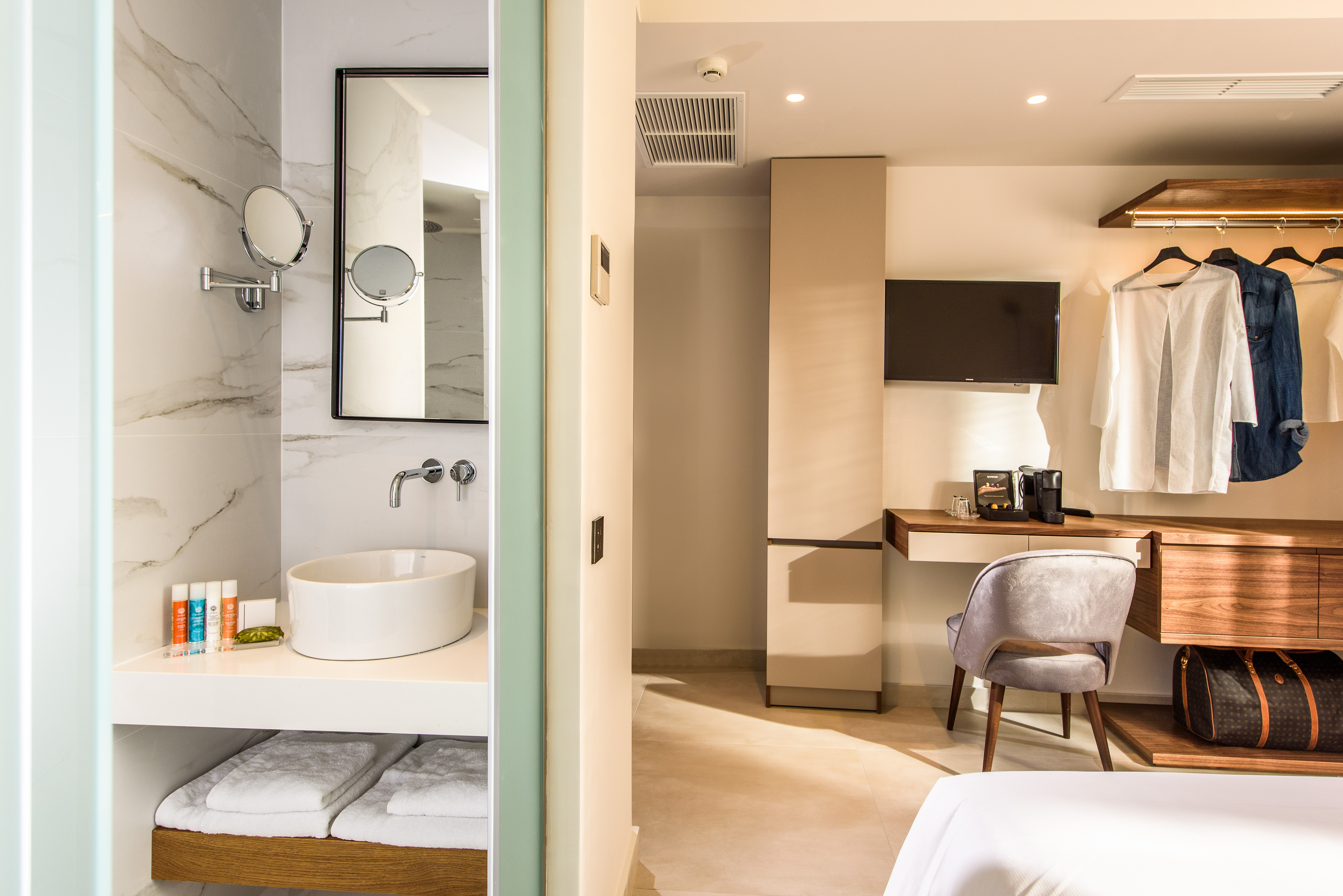 Double or Twin Standard