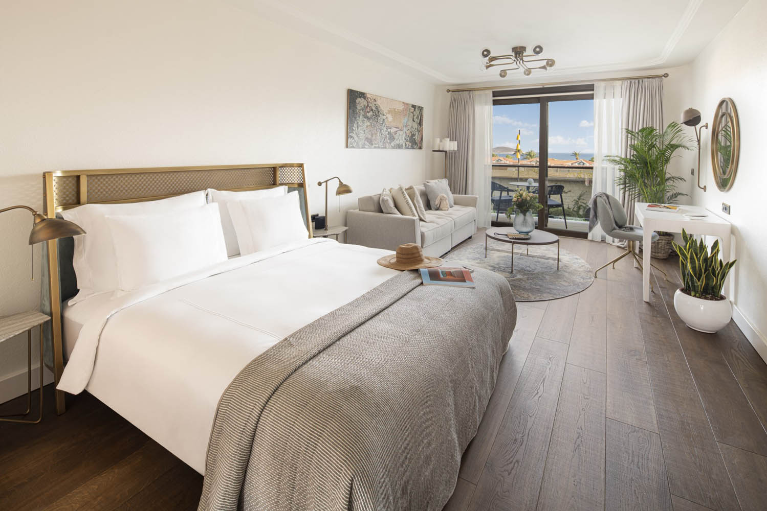 Family Room Garden View