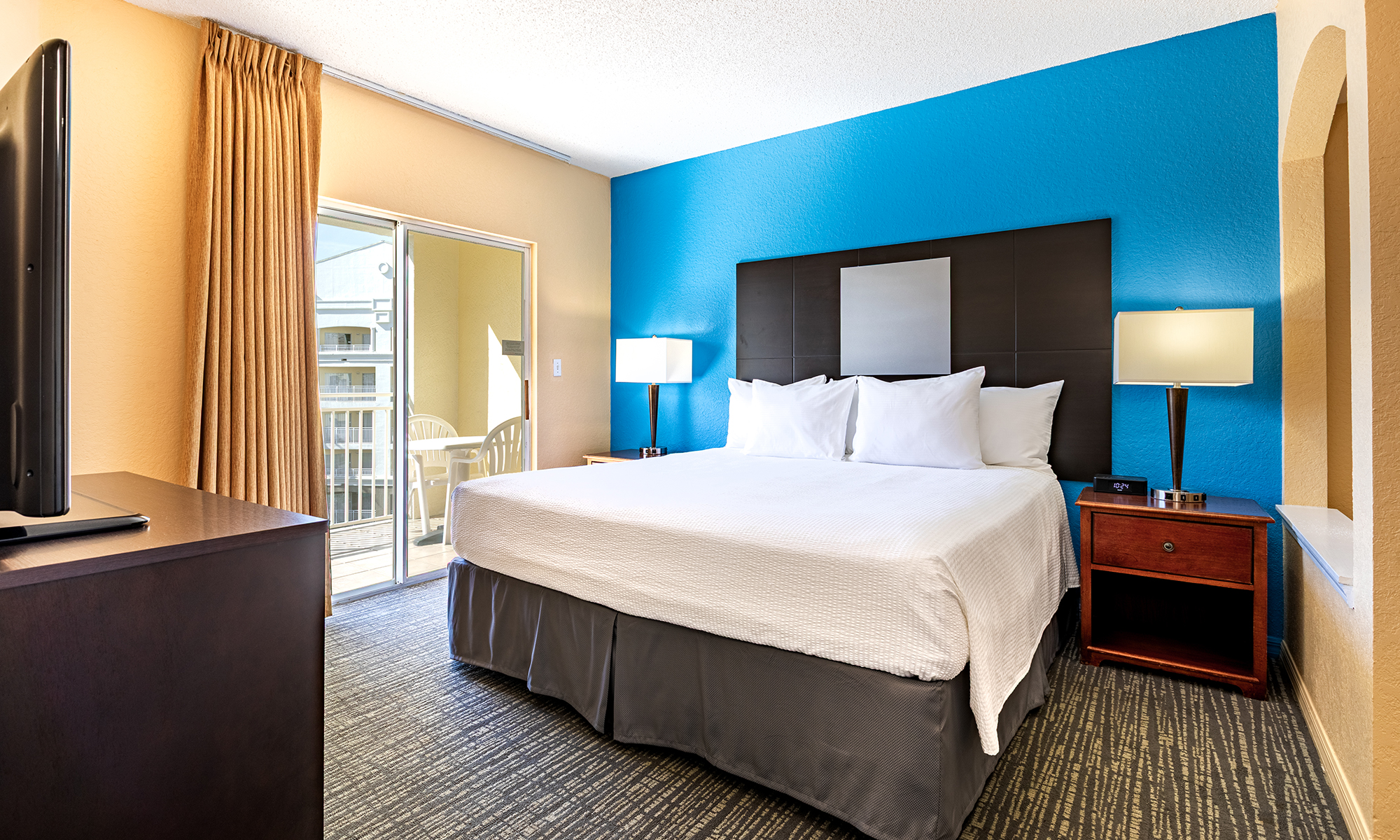 Suite Queen Size Bed