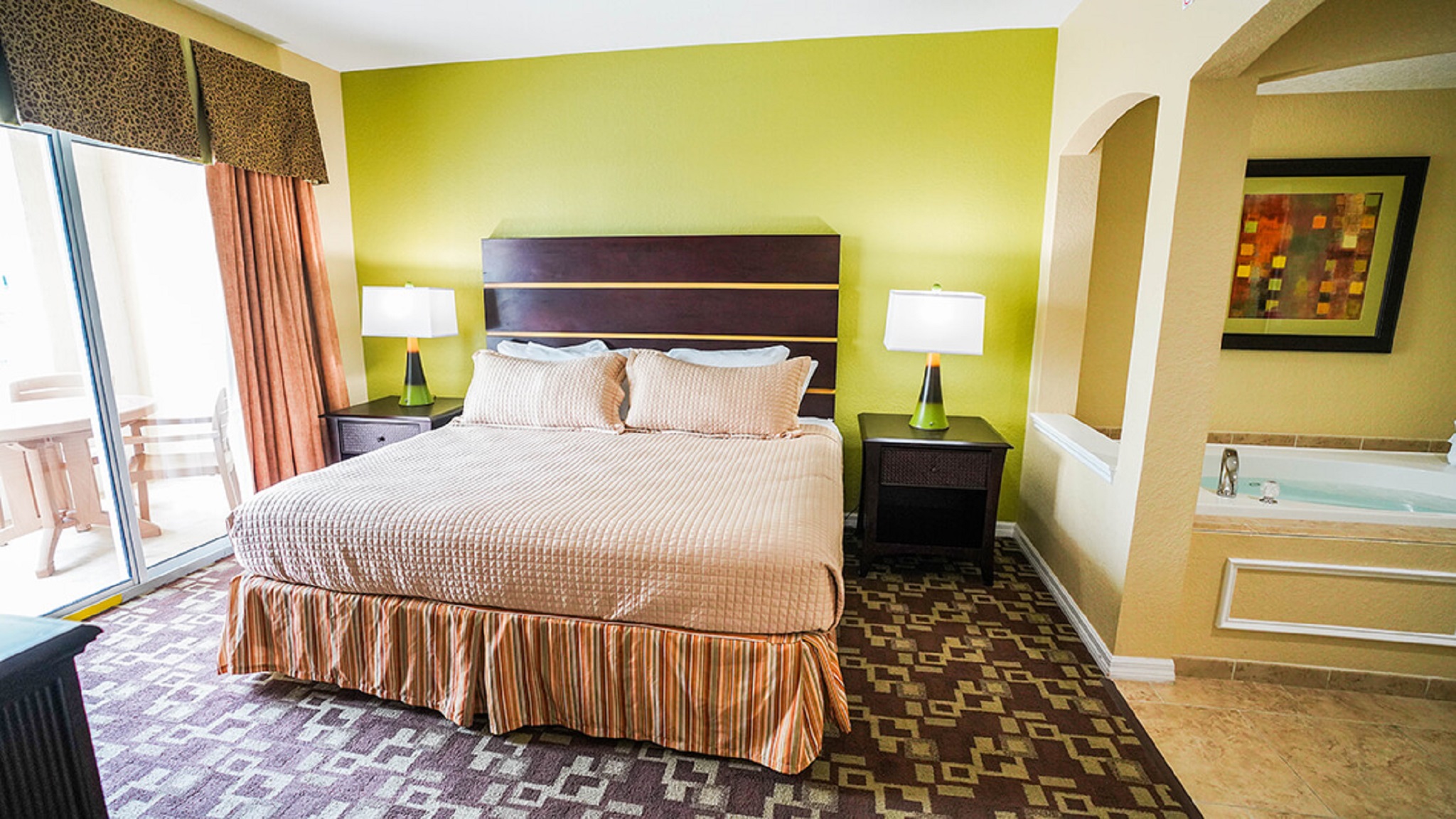 Suite One Bedroom with Air Conditioning