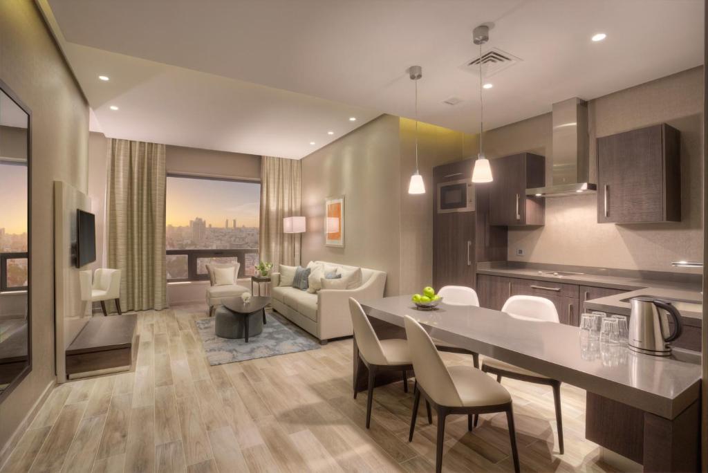 Suite Deluxe Two Bedroom