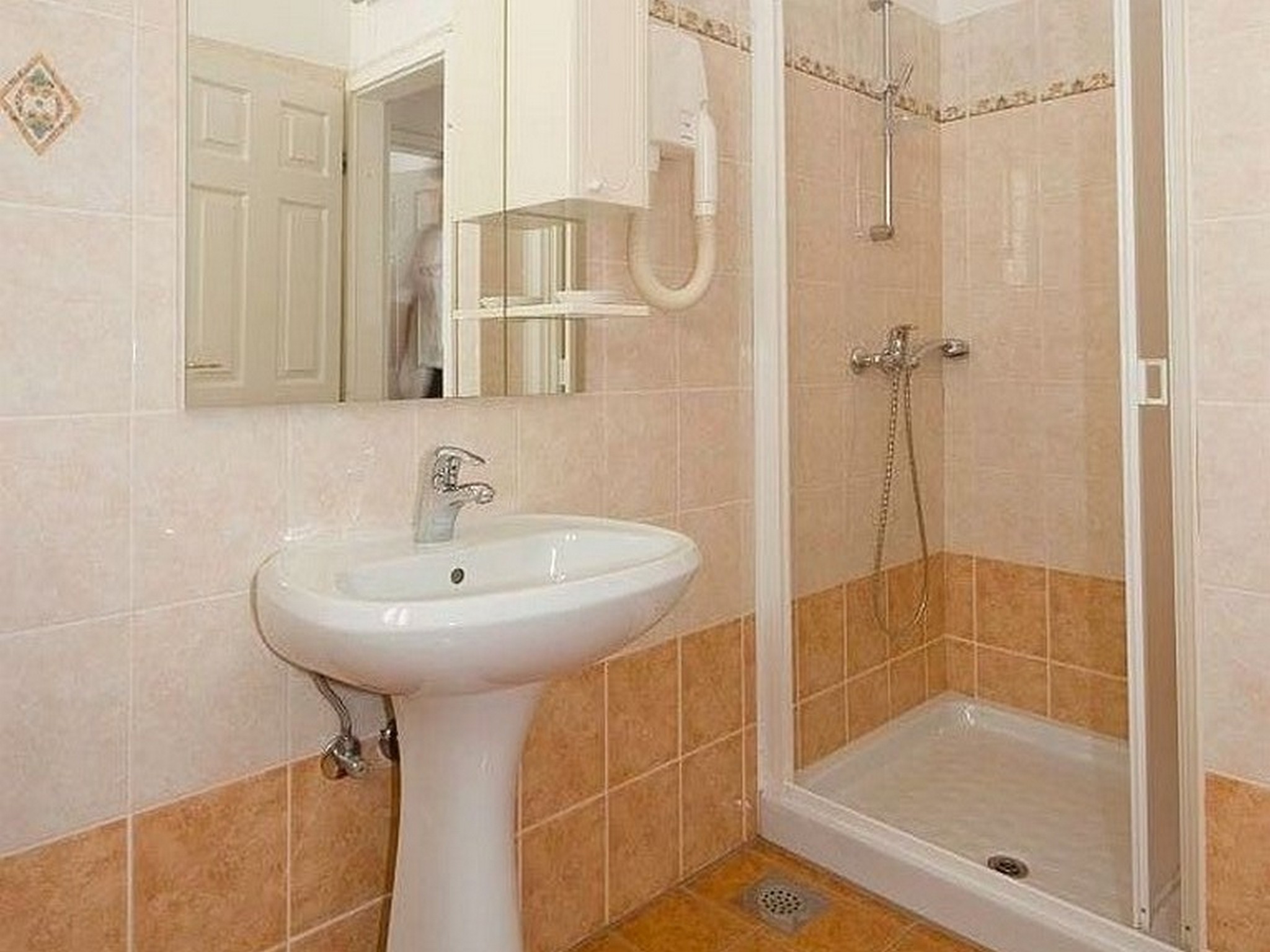 Apartment Capacity 5