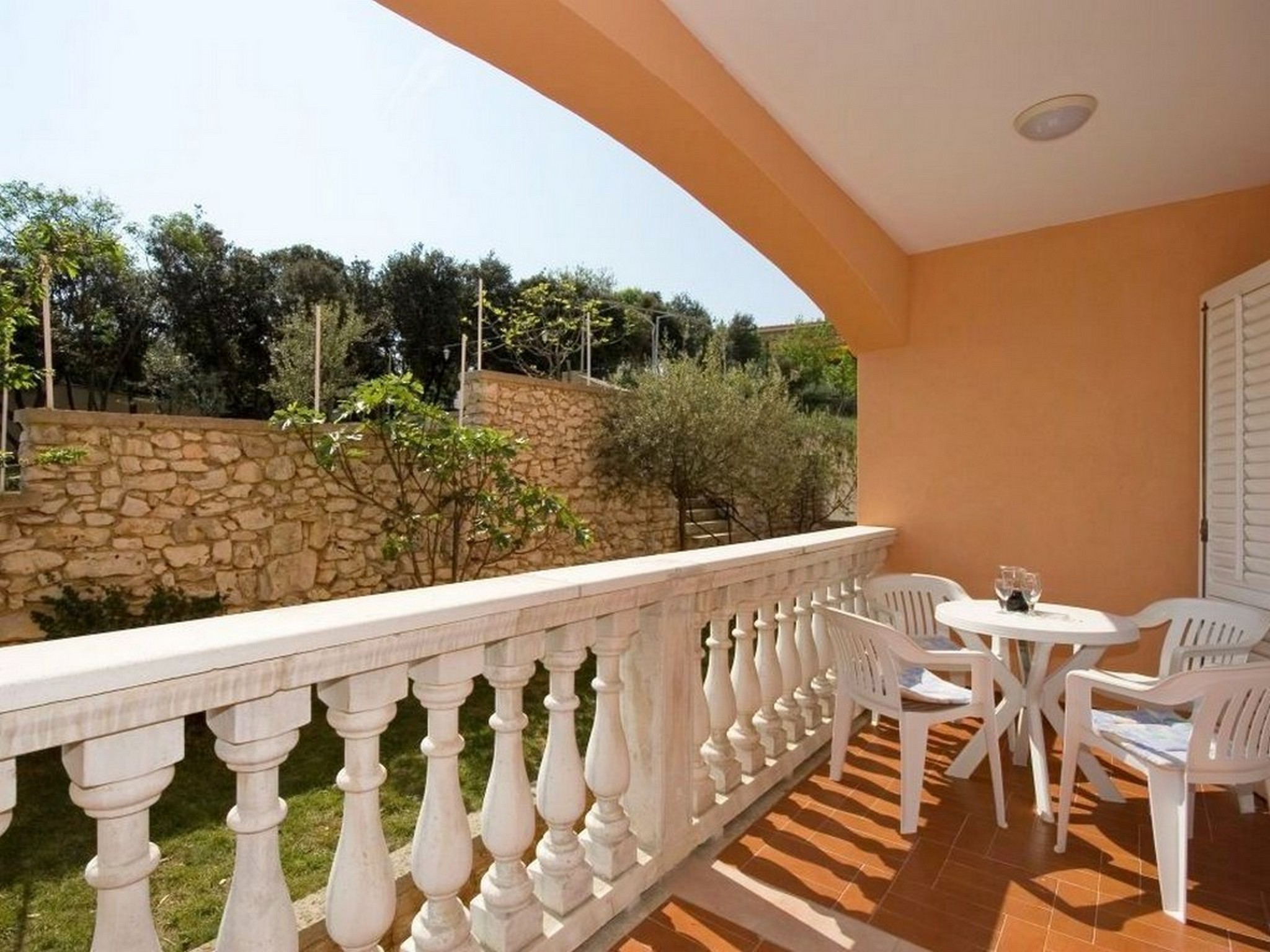 Apartment Capacity 5