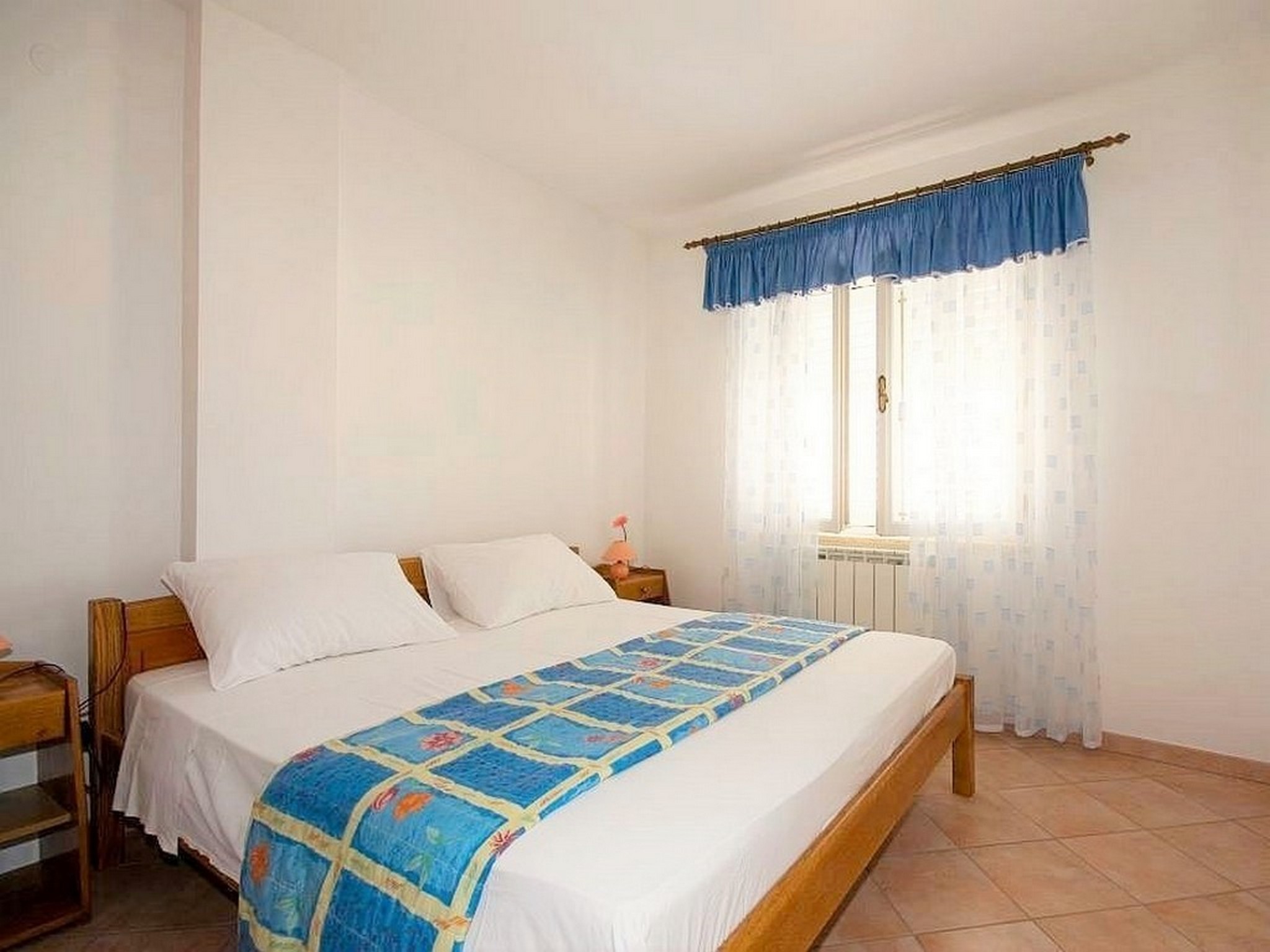 Apartment Capacity 6