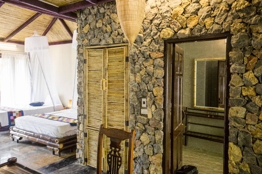 Family Room Mountain View