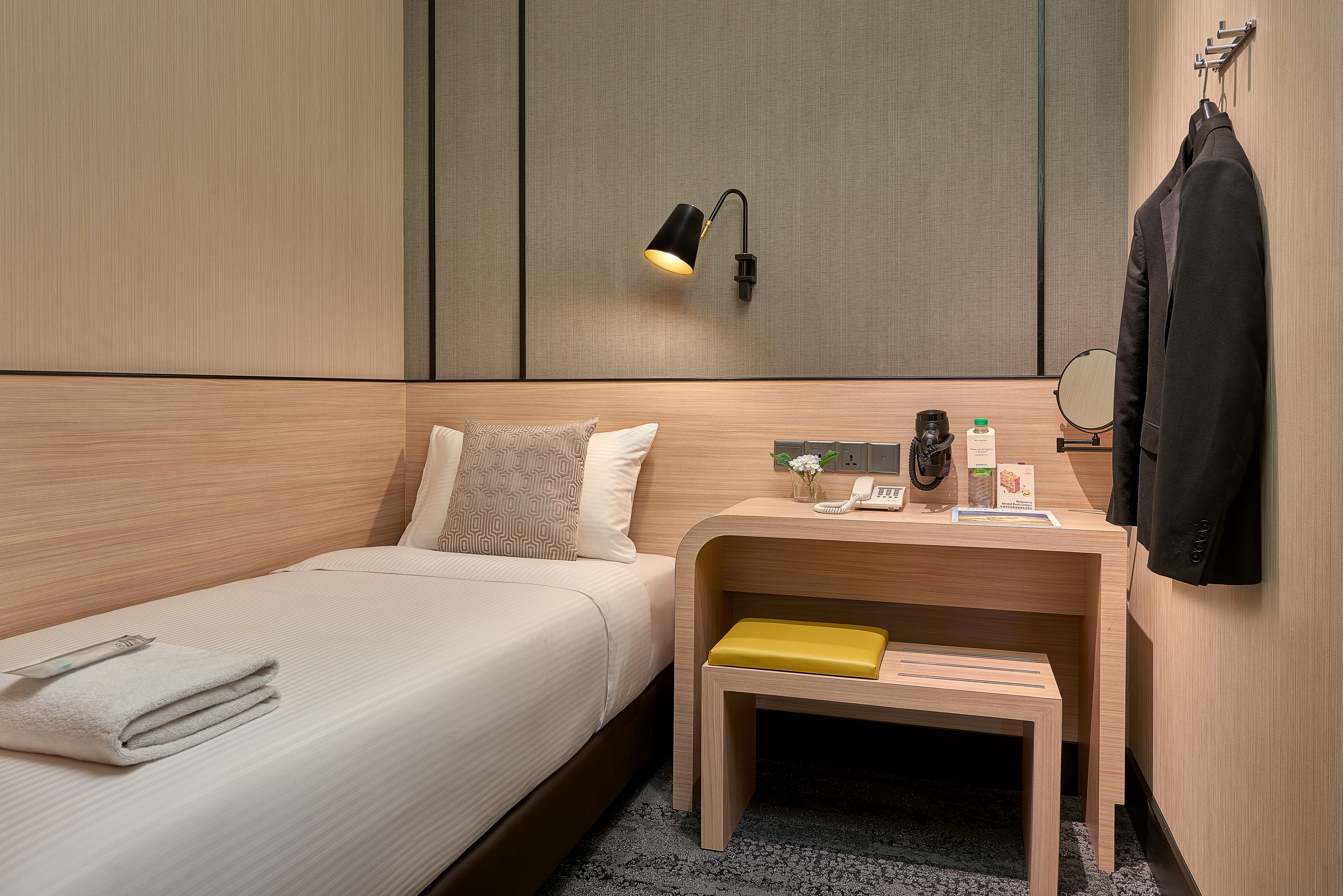 Single Shared External Bathroom