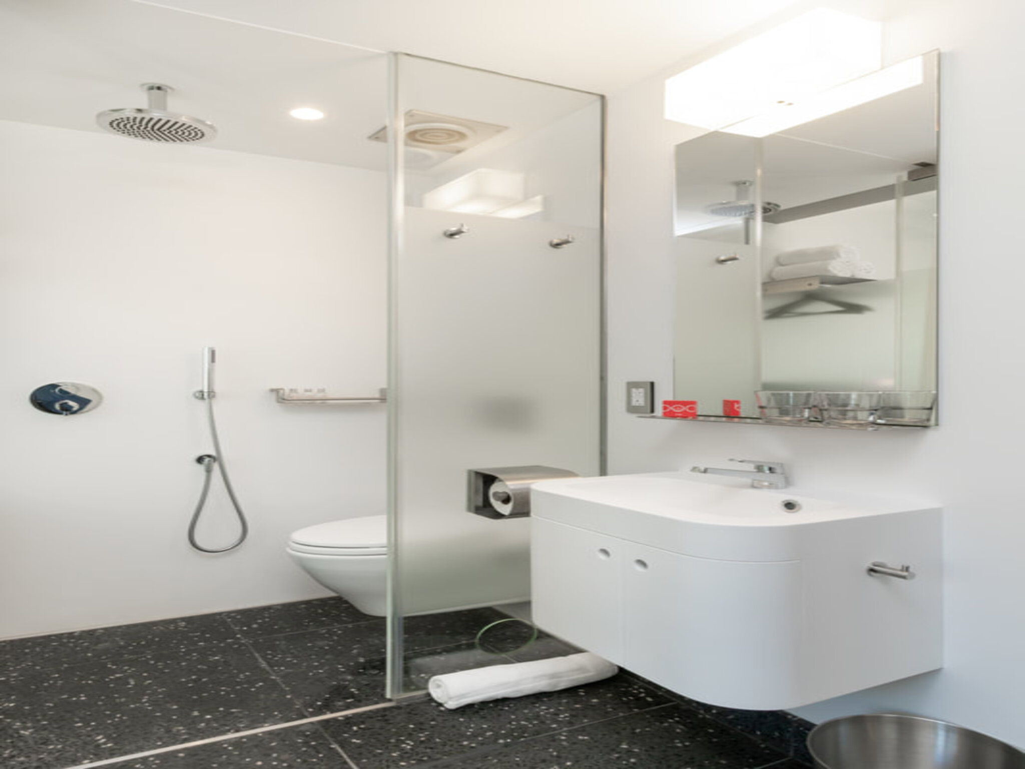 Double Queen Size Bed