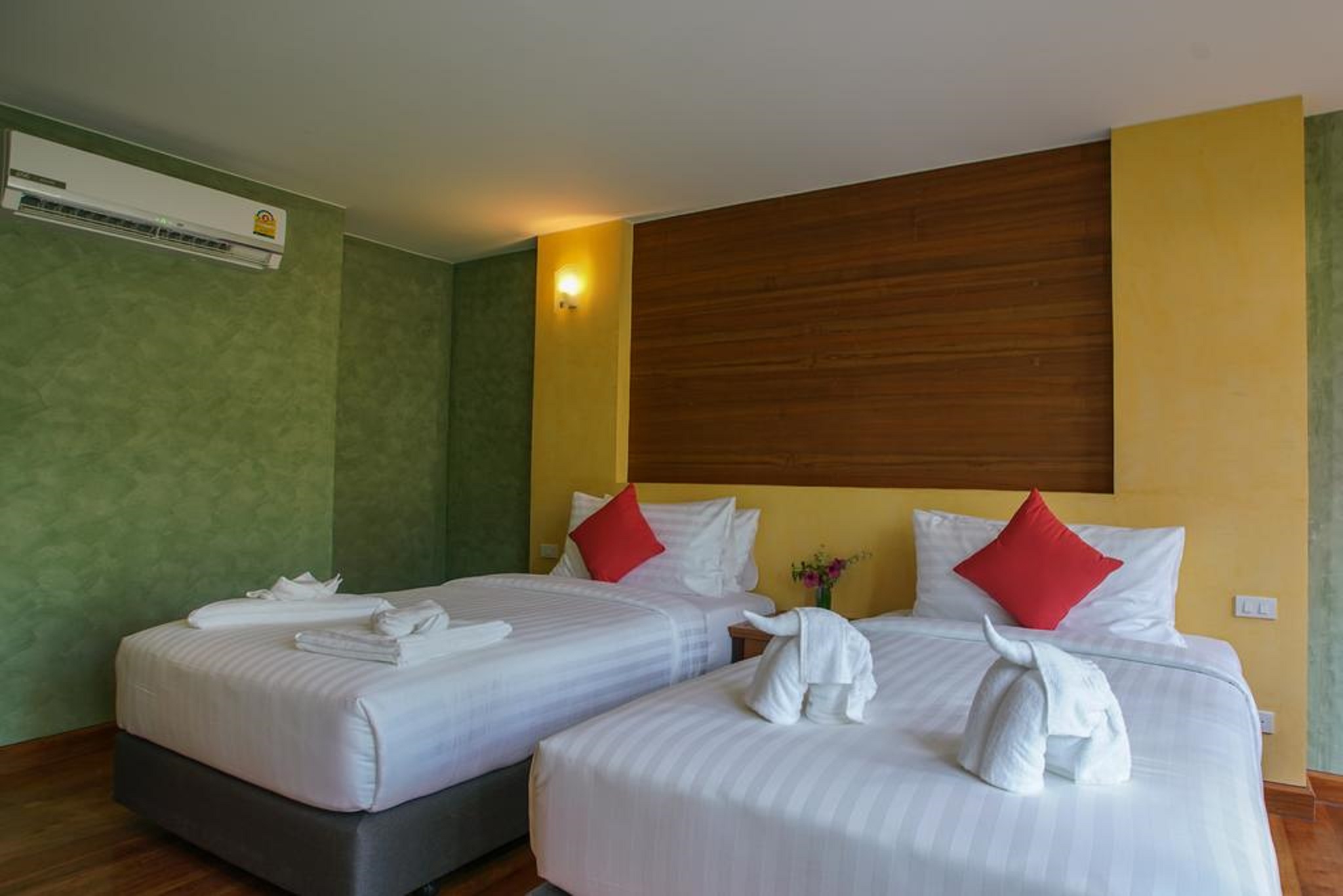 Twin Superior Garden View