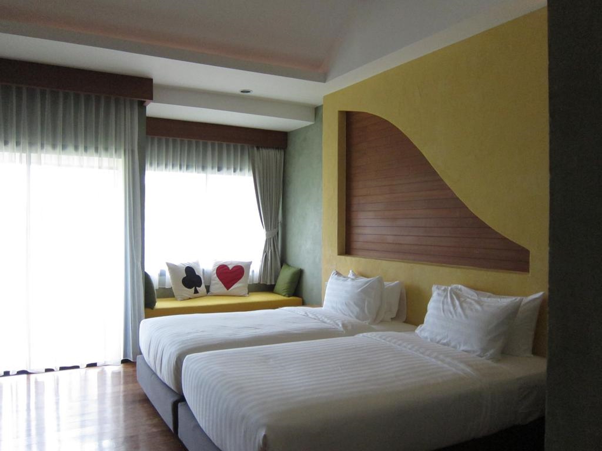 Twin Superior Garden View