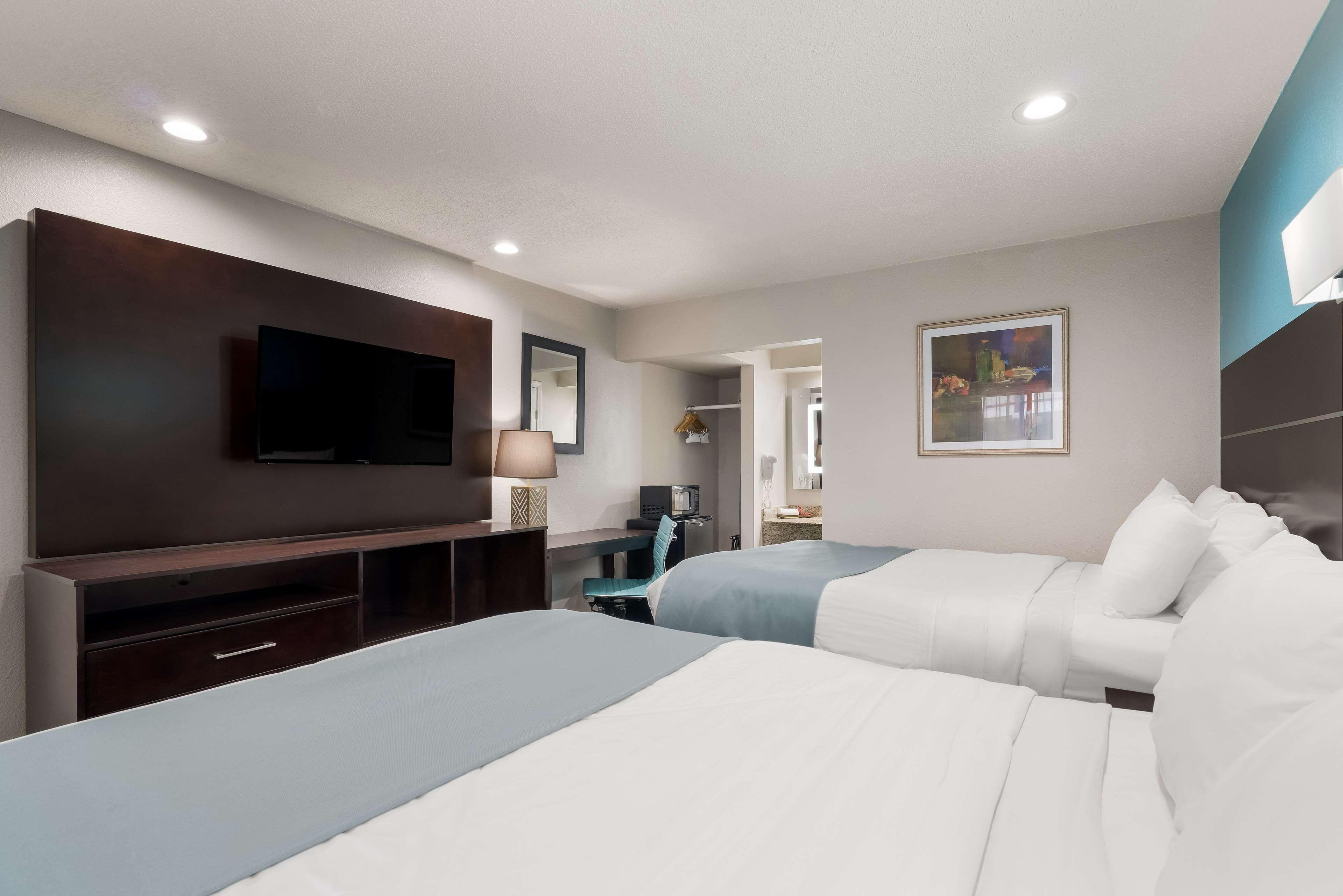 Room Two Queen Beds Non Smoking